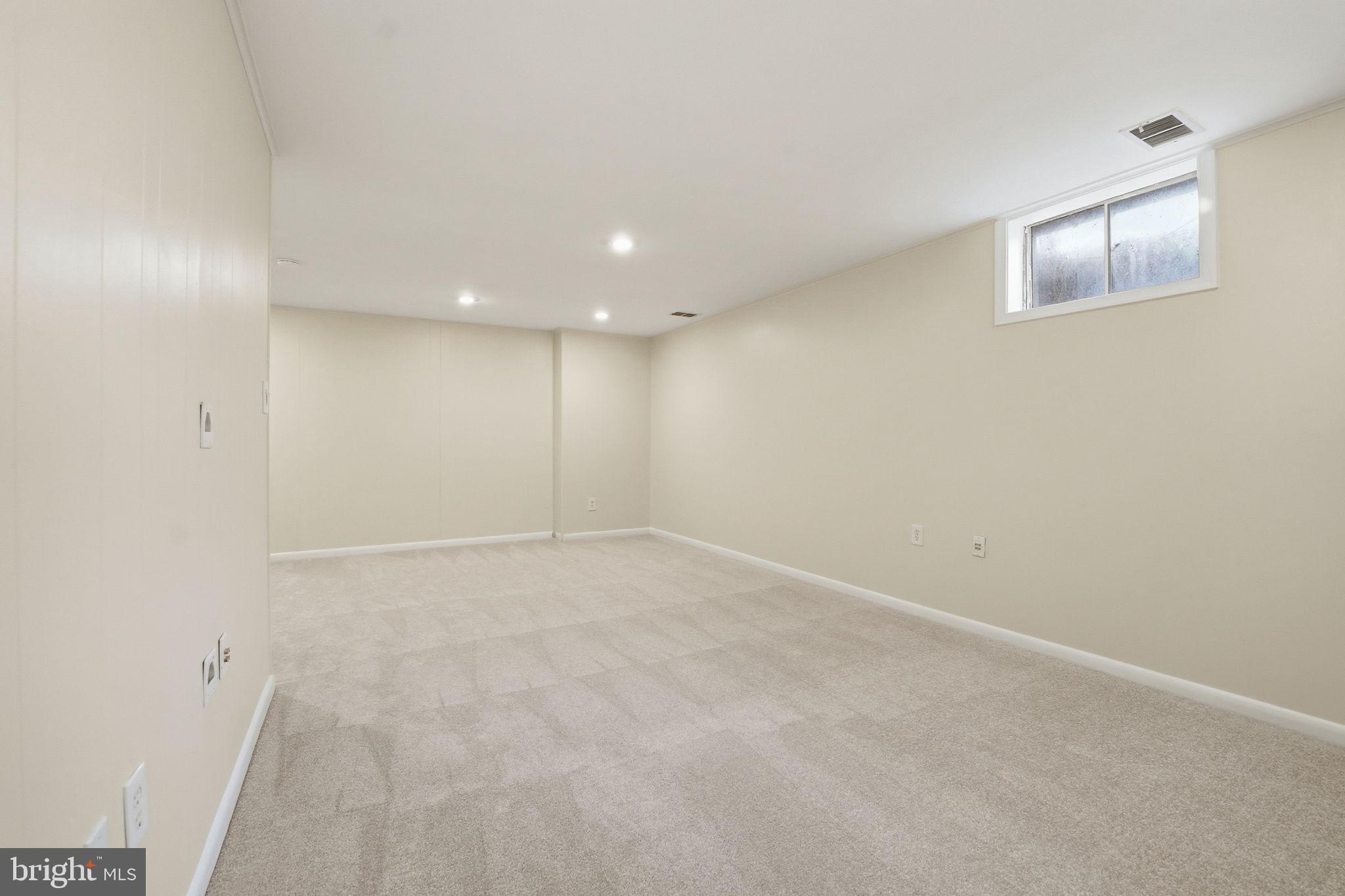 BURKE CENTRE - Residential