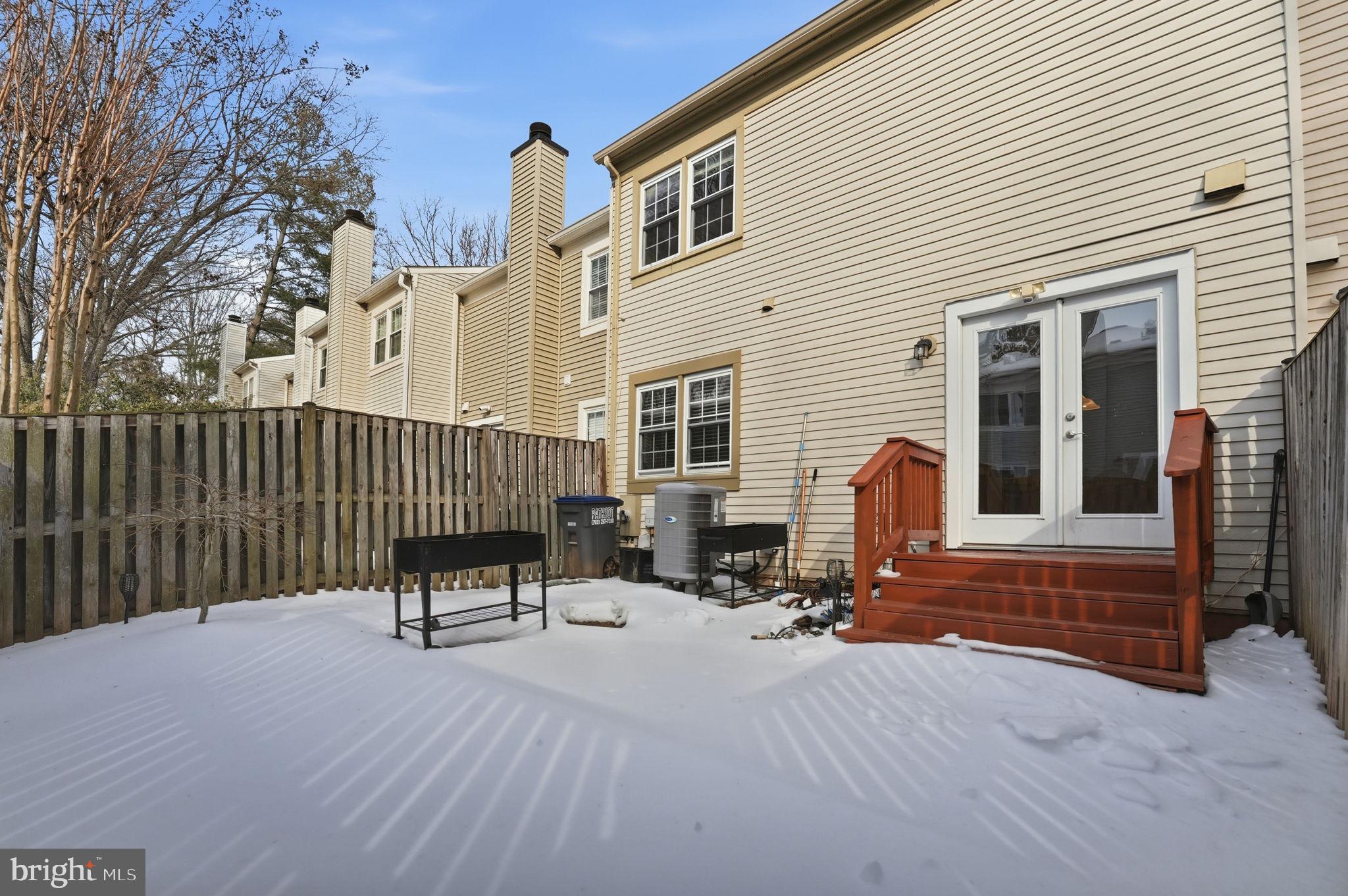 BURKE CENTRE - Residential