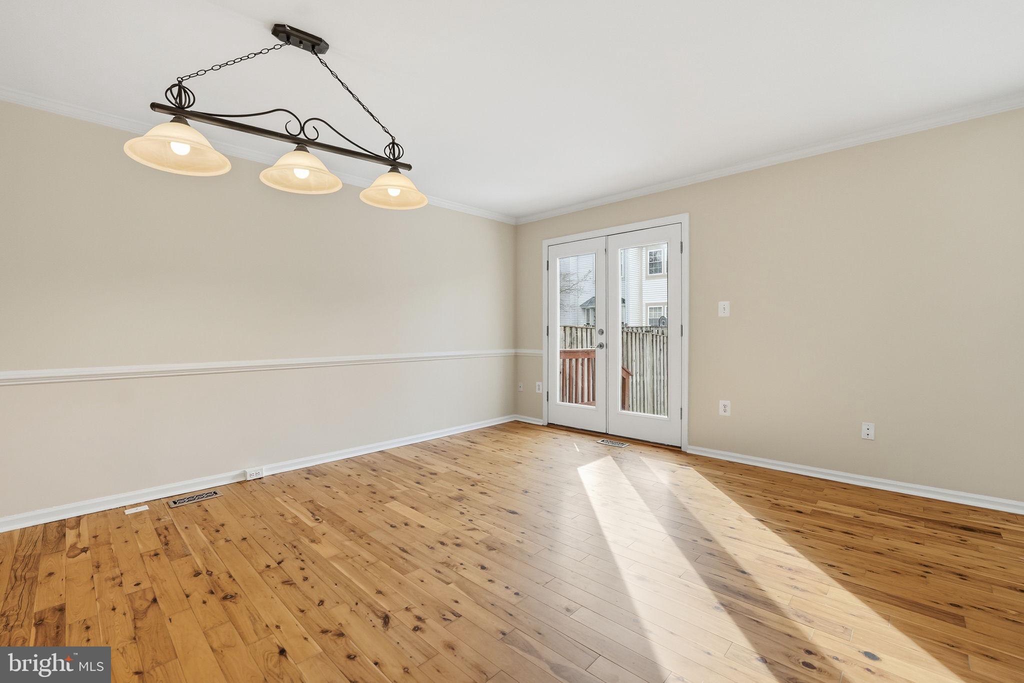 BURKE CENTRE - Residential