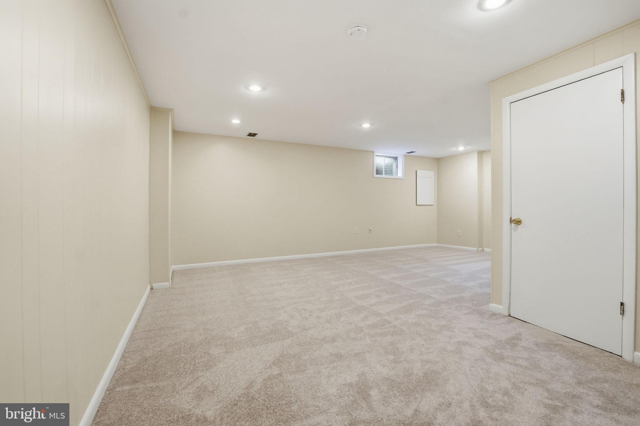 BURKE CENTRE - Residential