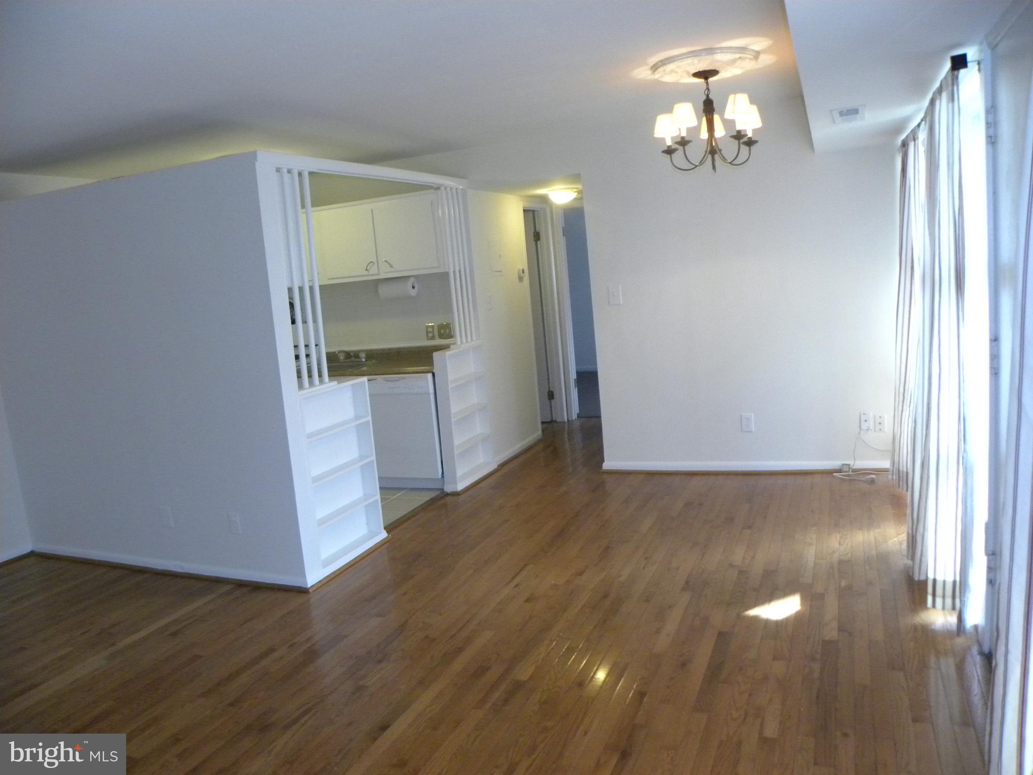 FAIRFAX HERITAGE - Residential Lease