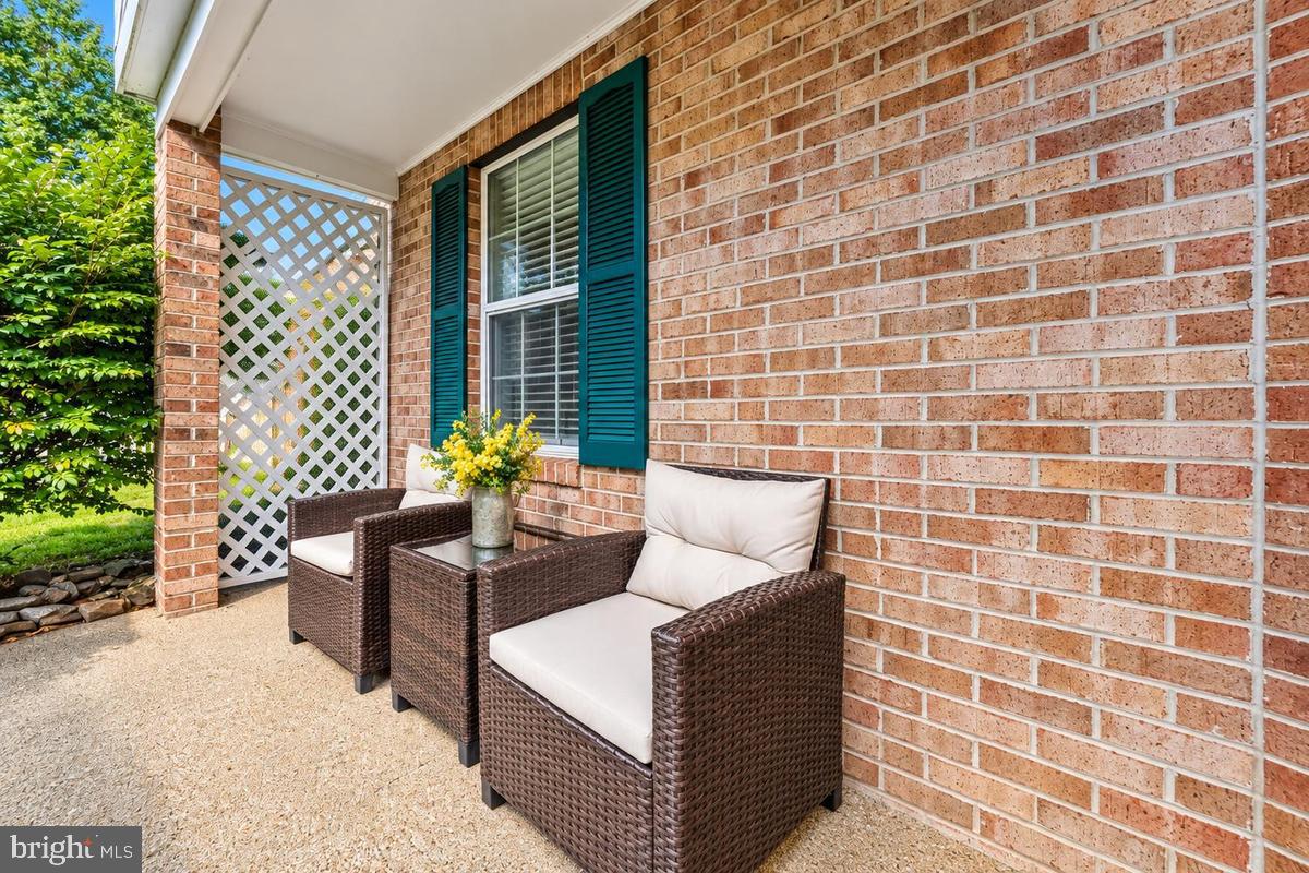 6110 BLUE WHALE COURT