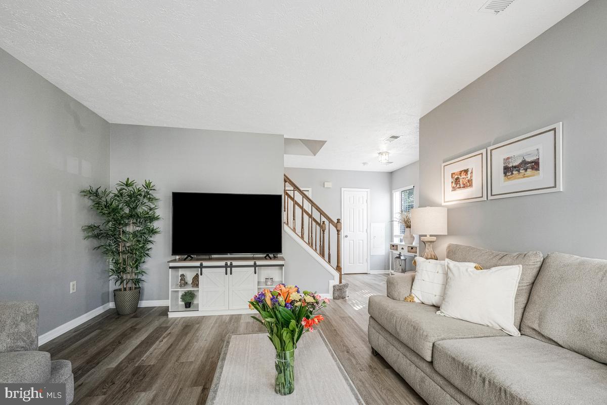 6110 BLUE WHALE COURT