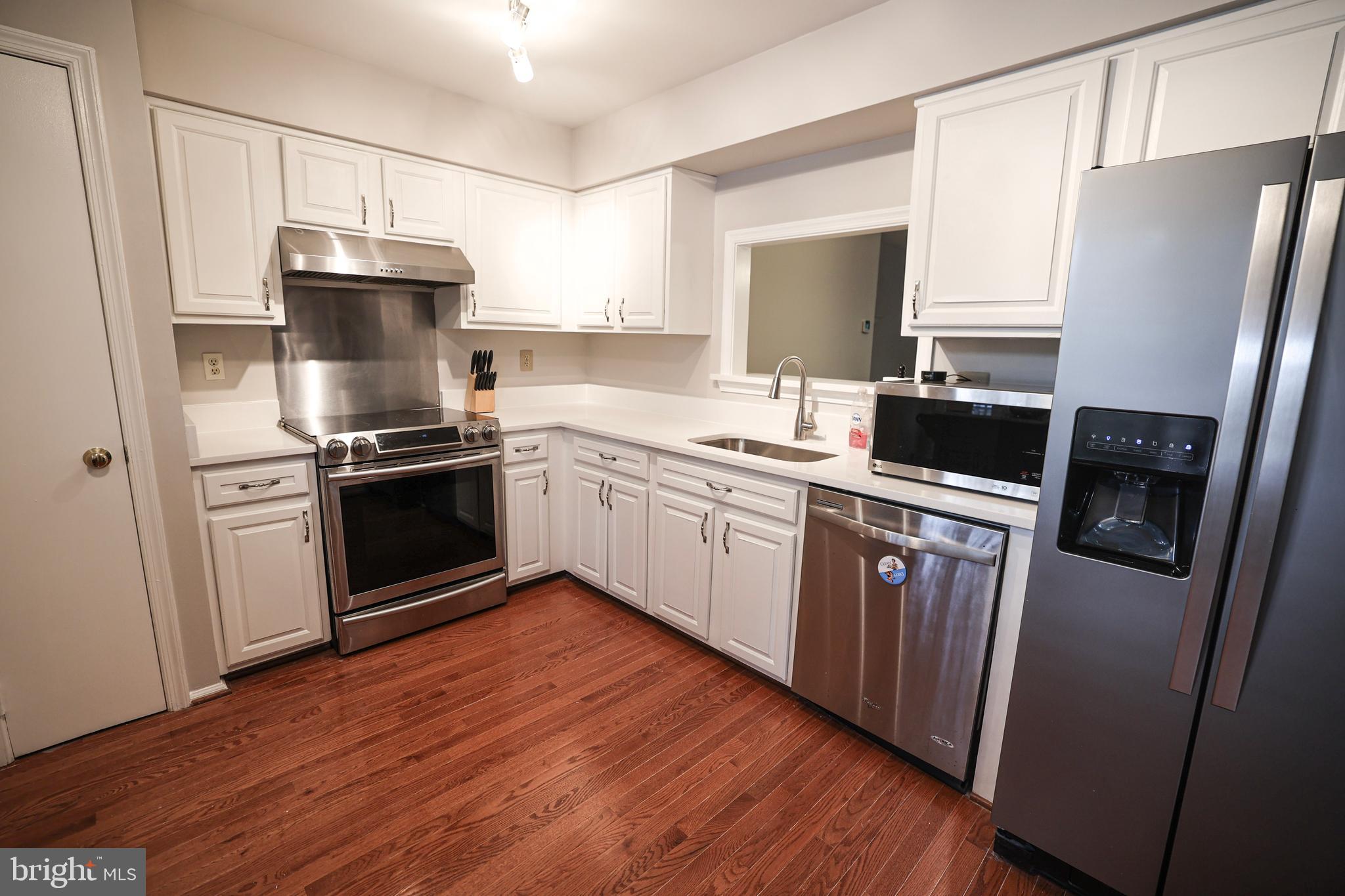 COUNTRYSIDE - Residential