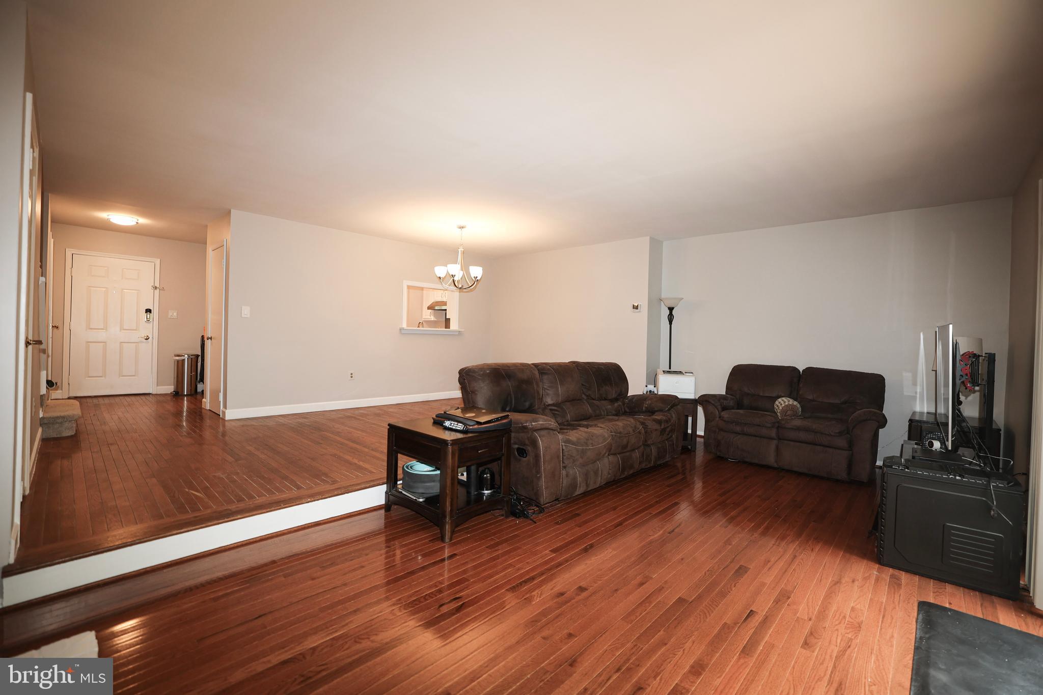 COUNTRYSIDE - Residential