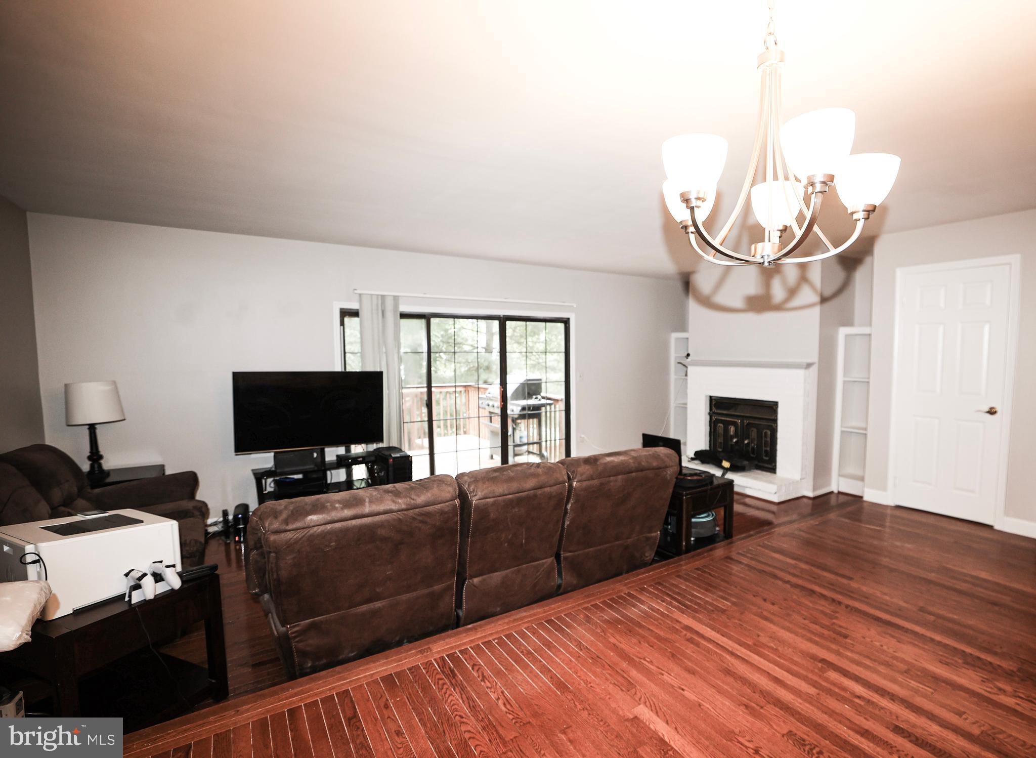 COUNTRYSIDE - Residential