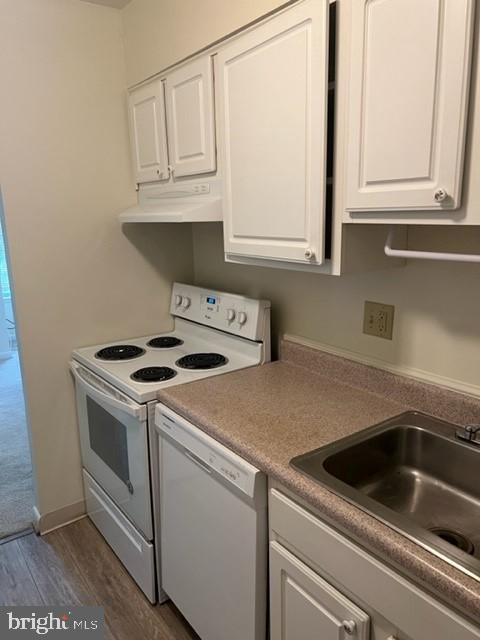 VILLAGE OF LONG REACH - Residential Lease