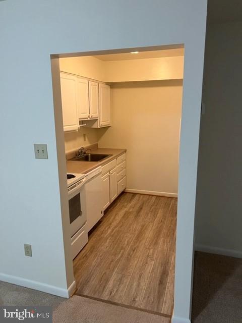 VILLAGE OF LONG REACH - Residential Lease