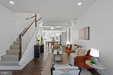 Townhouse For Sale - 4308 Pimlico Road<br/> BALTIMORE, MD 21215
