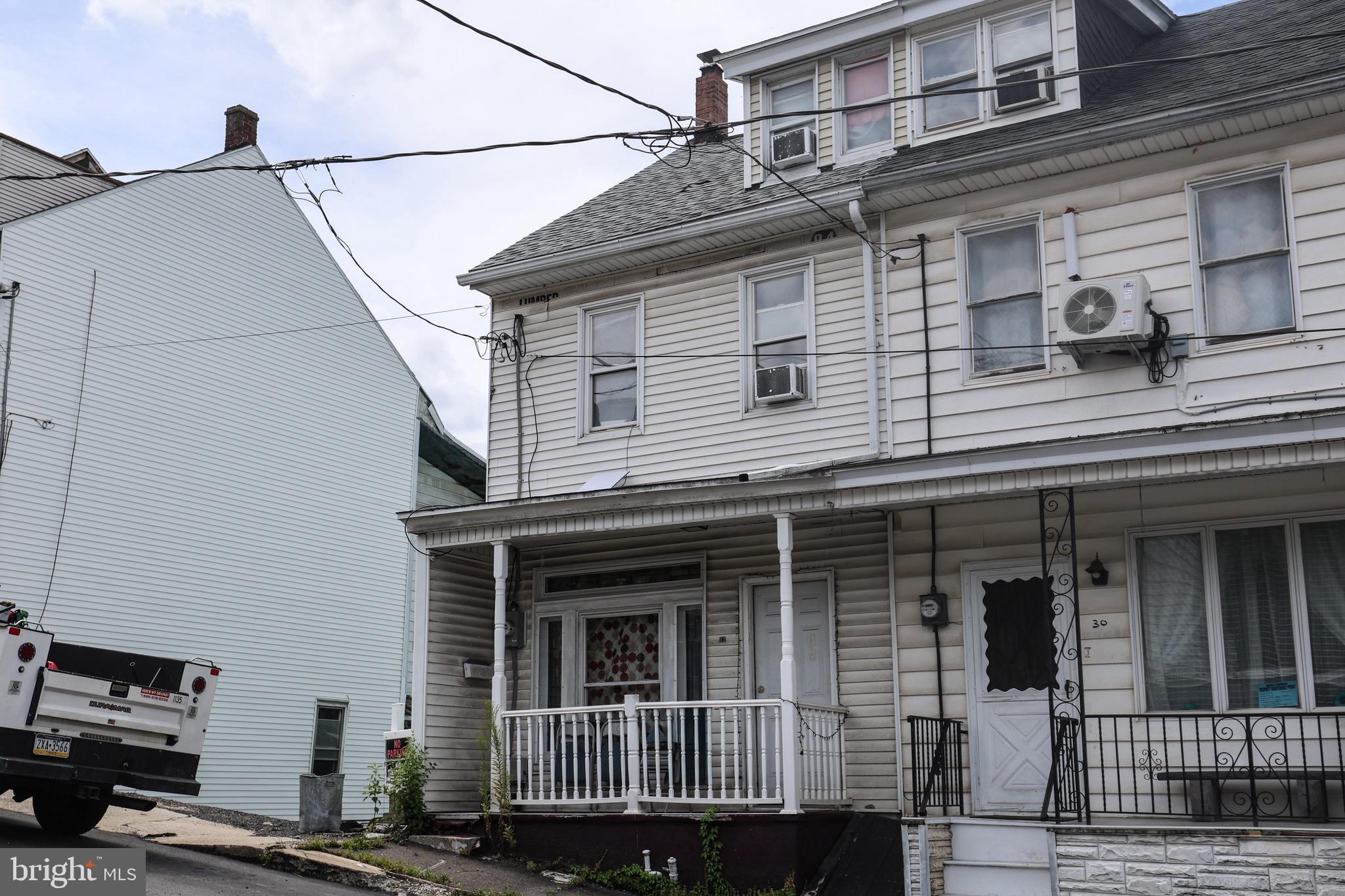 32 S CATHERINE STREET
