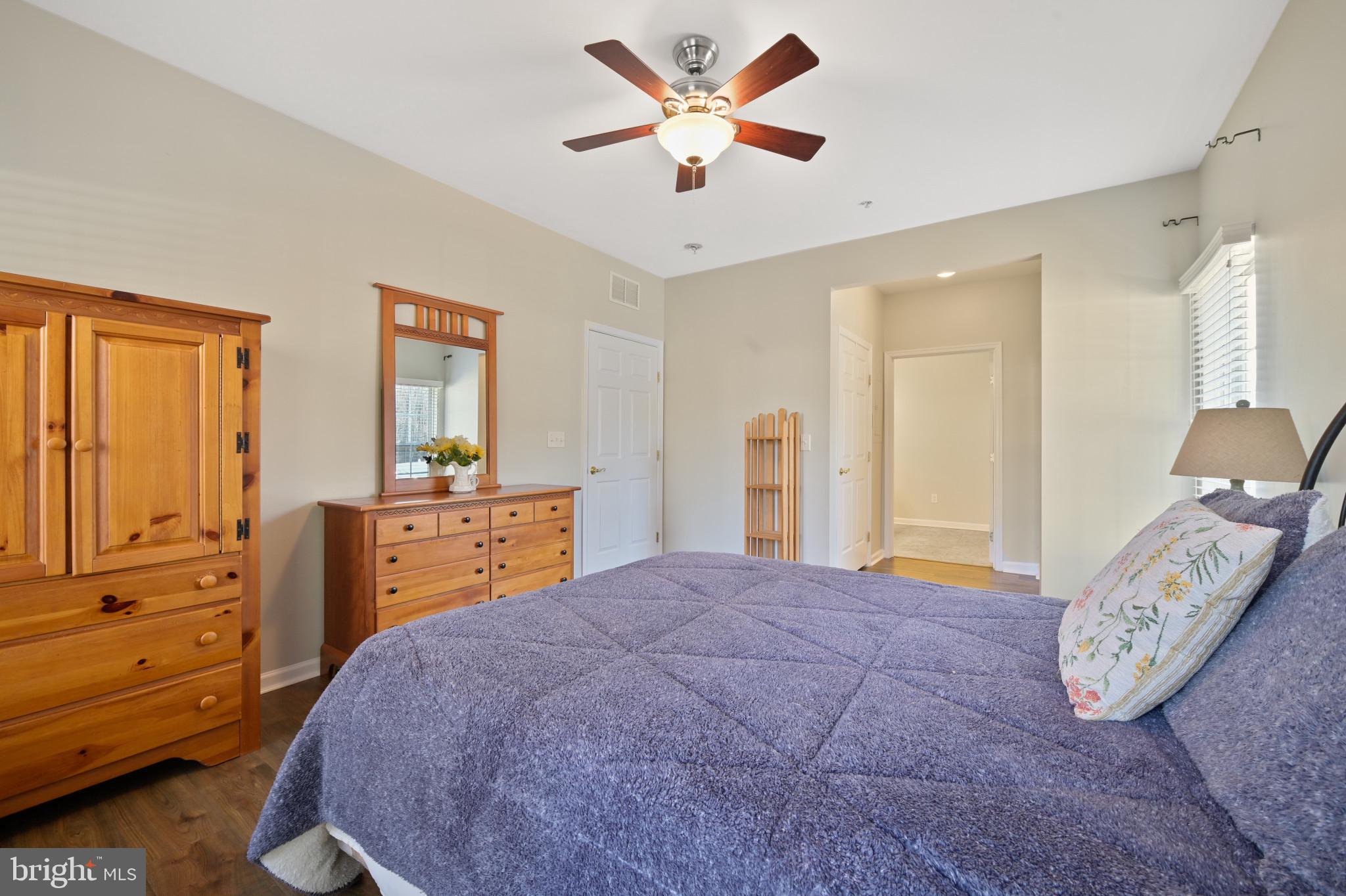 HEARTHSTONE AT VILLAGE SQUARE - Residential