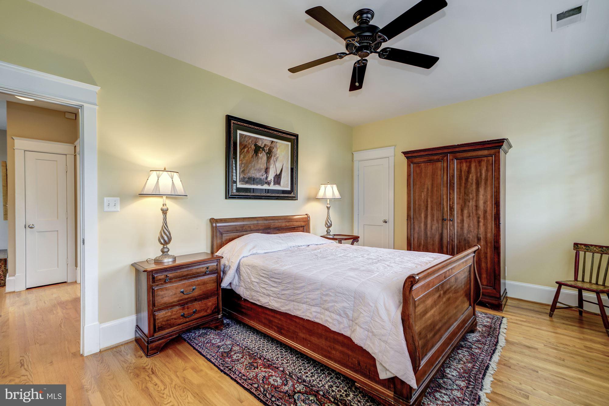 ASHTON HEIGHTS - Residential