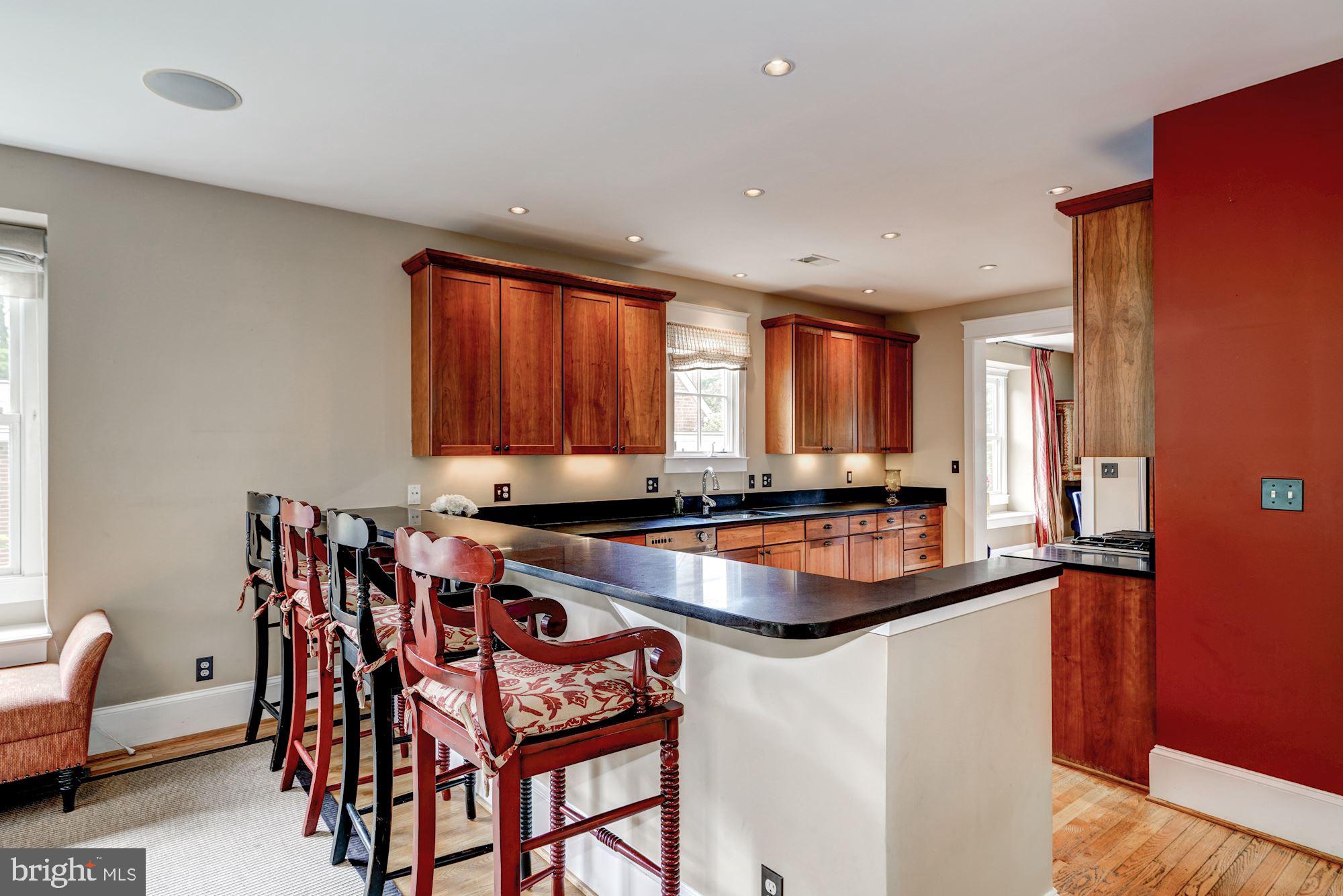 ASHTON HEIGHTS - Residential