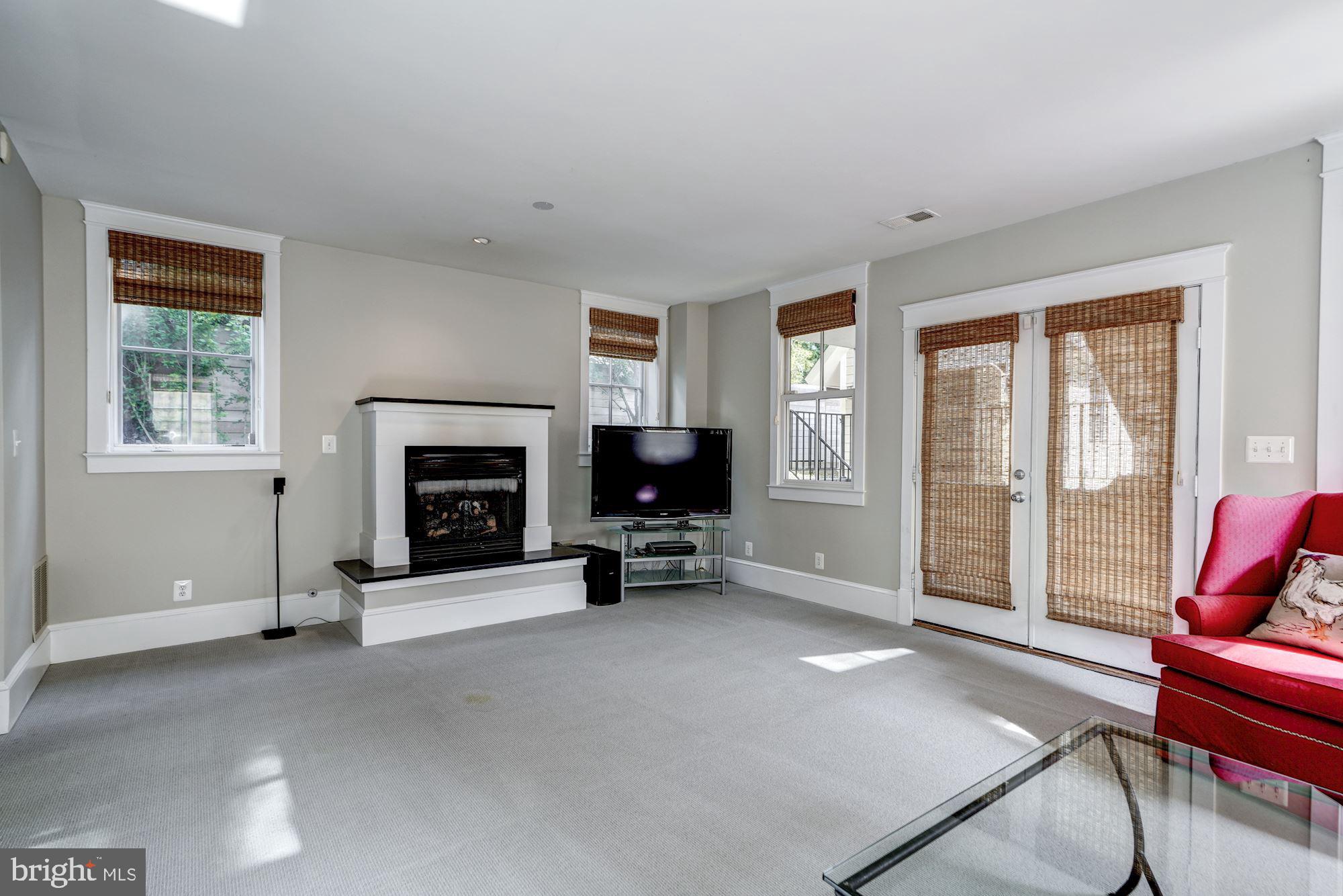 ASHTON HEIGHTS - Residential