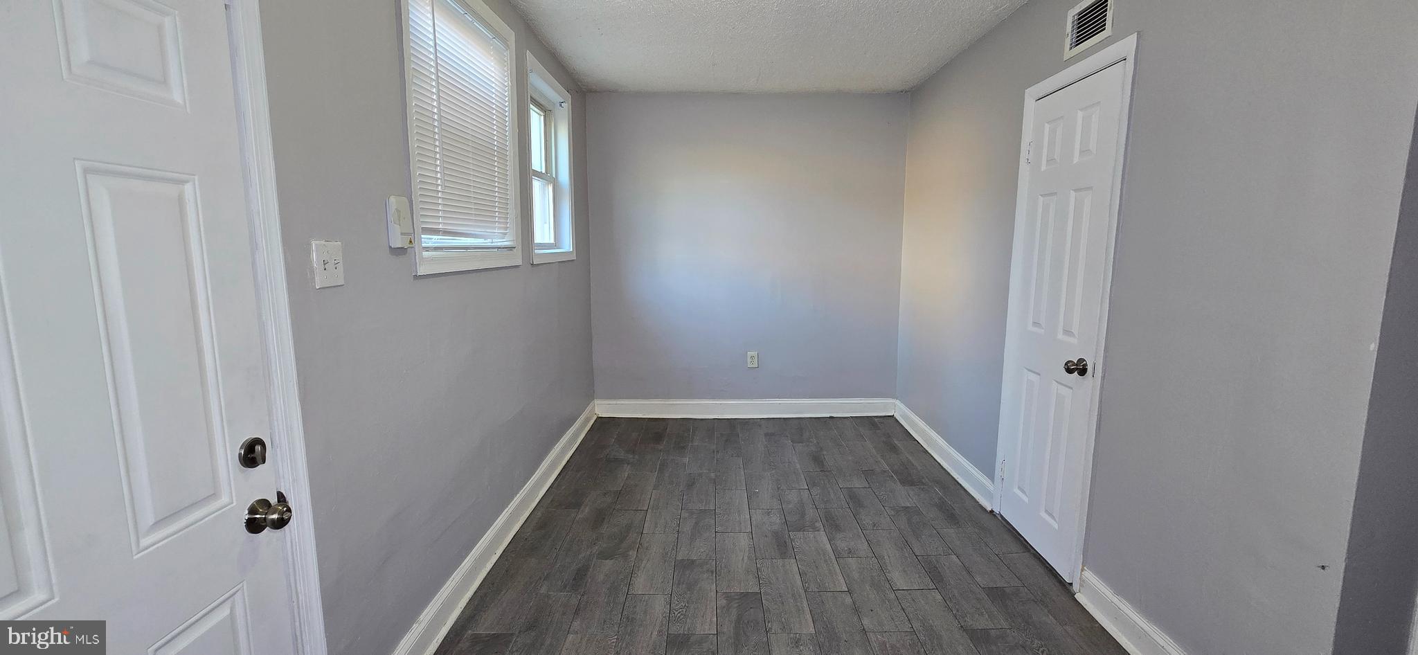 OLD CITY #1 - Residential Lease