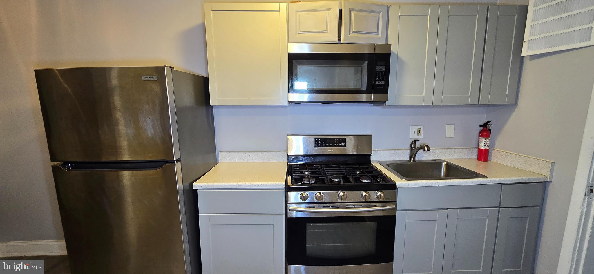 OLD CITY #1 - Residential Lease