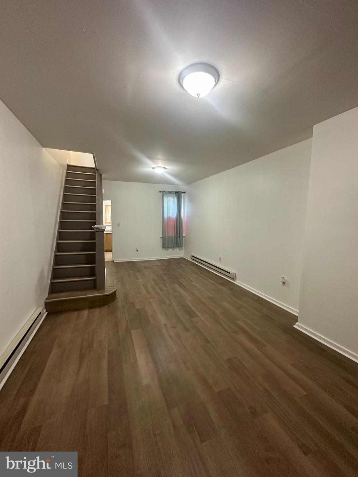 KENSINGTON - Residential