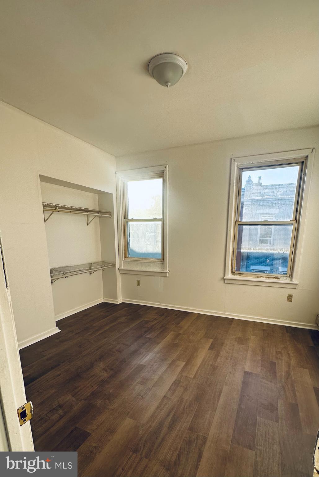 KENSINGTON - Residential