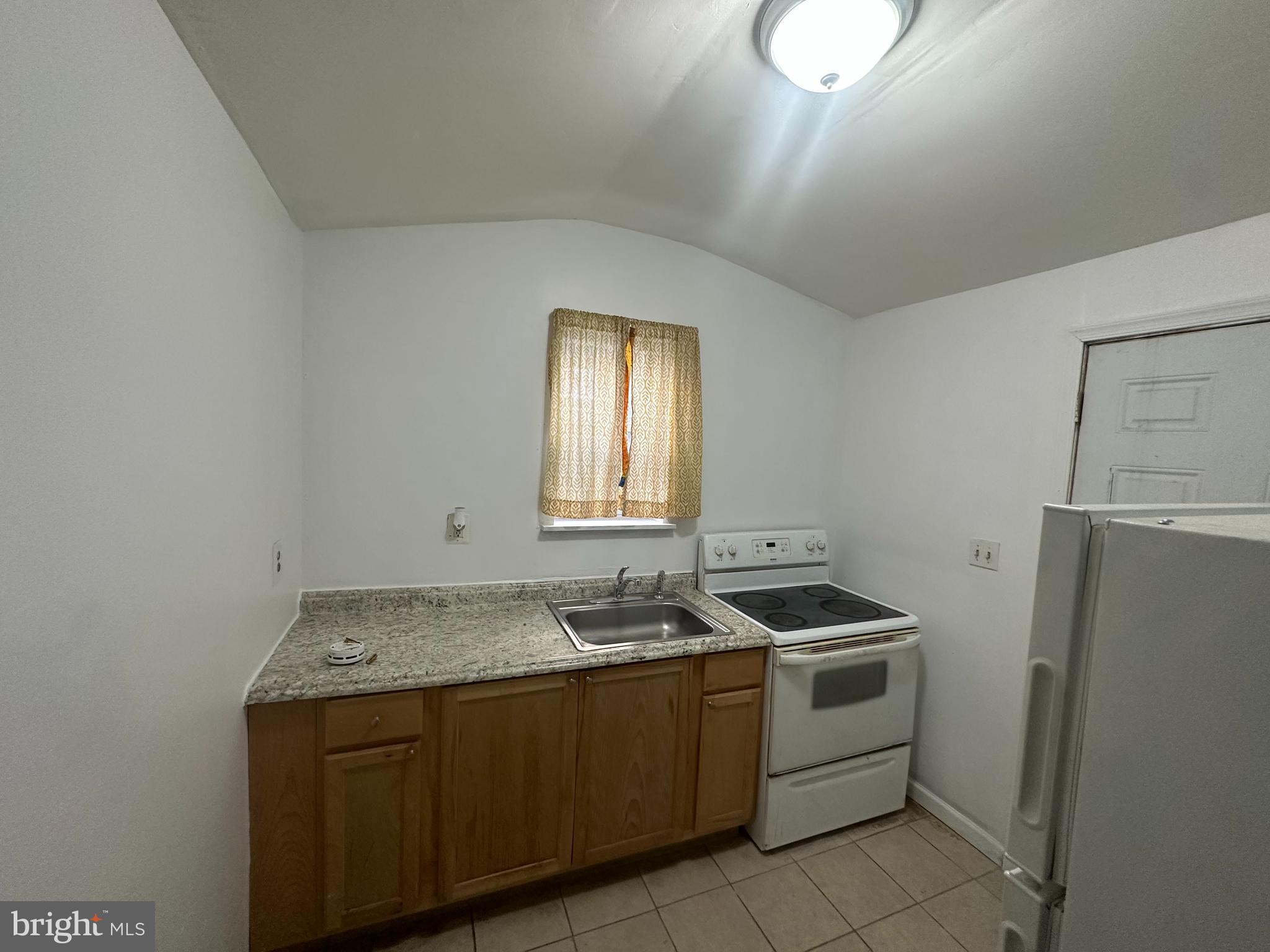 KENSINGTON - Residential