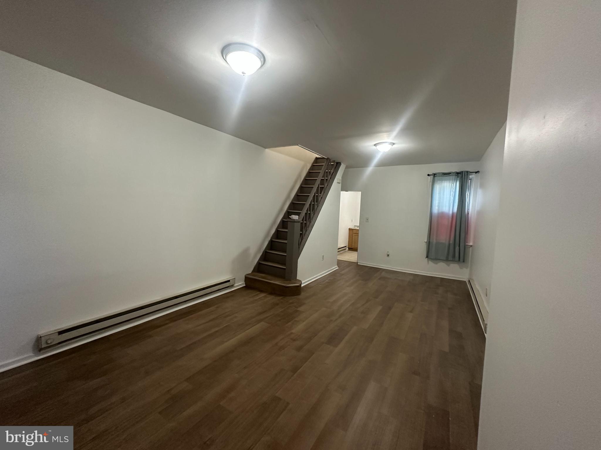 KENSINGTON - Residential