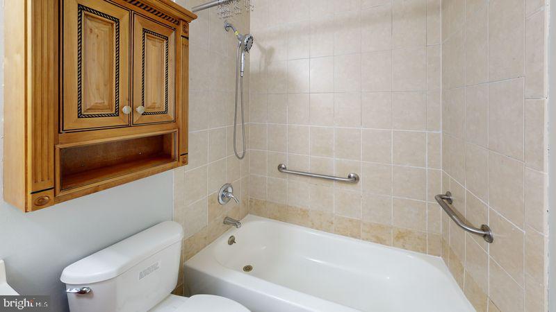 AMBERLY - Residential