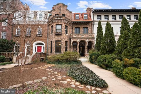 2214 WYOMING AVENUE NW WASHINGTON DC 20008