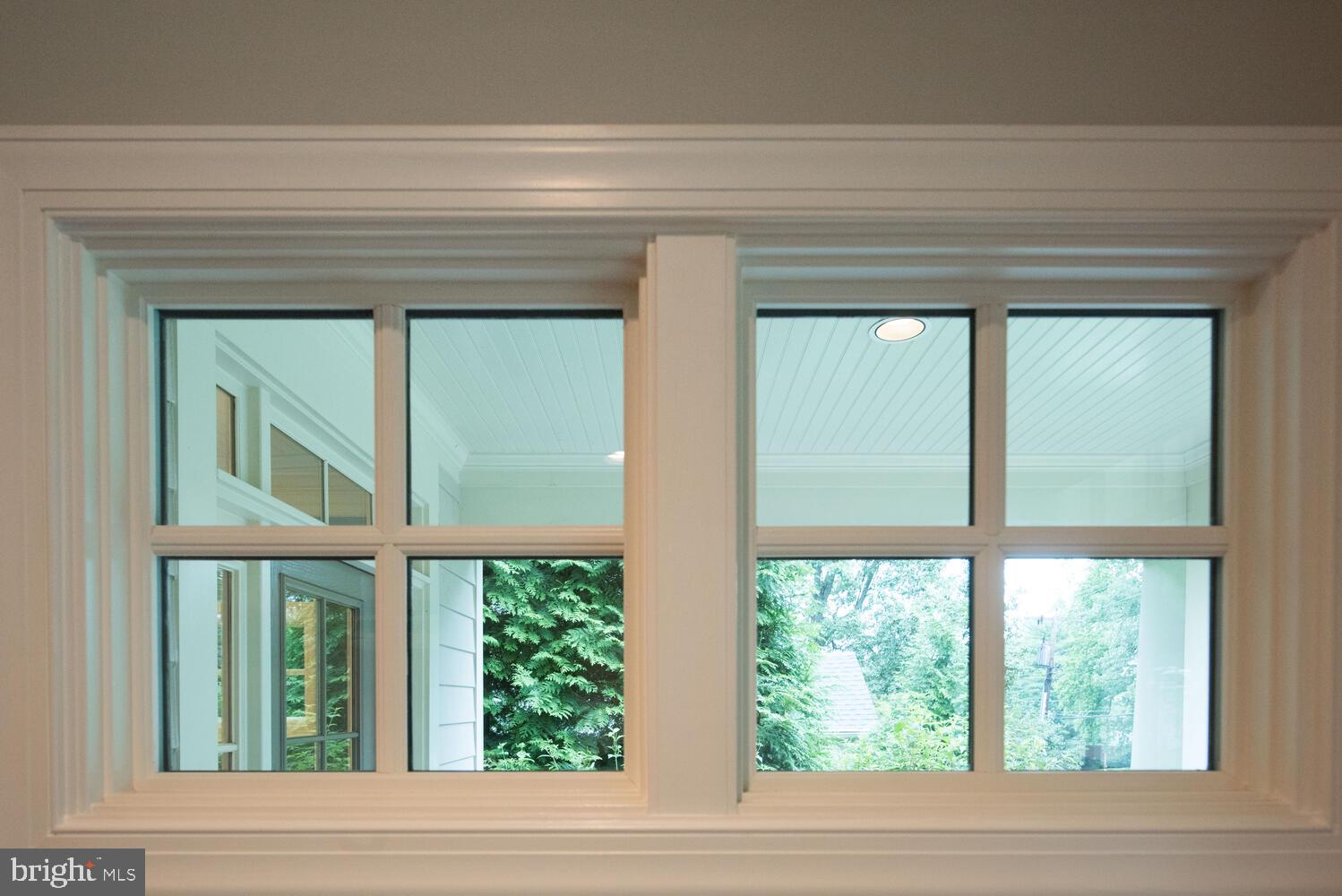 COUNTRY CLUB - Residential