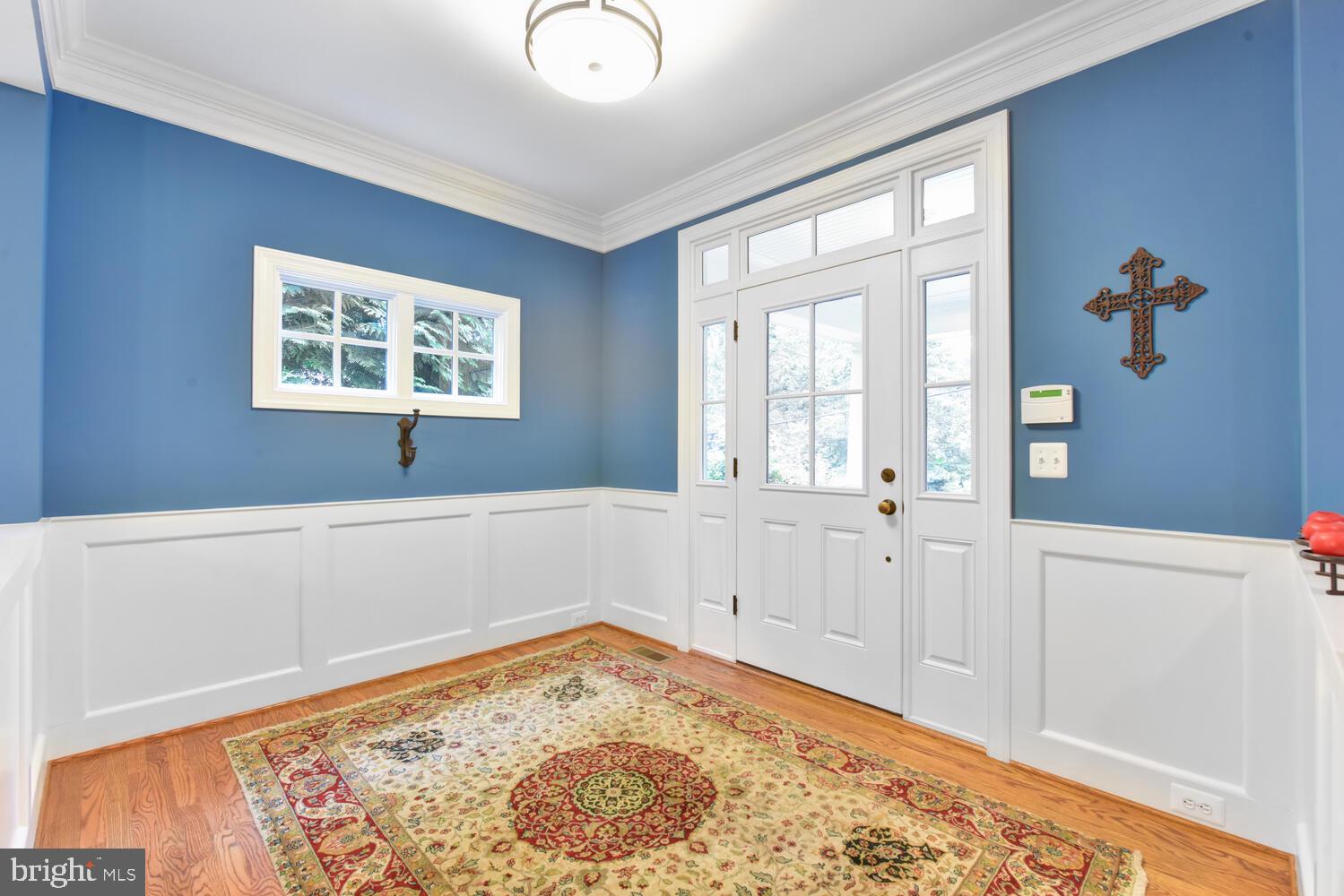 COUNTRY CLUB - Residential