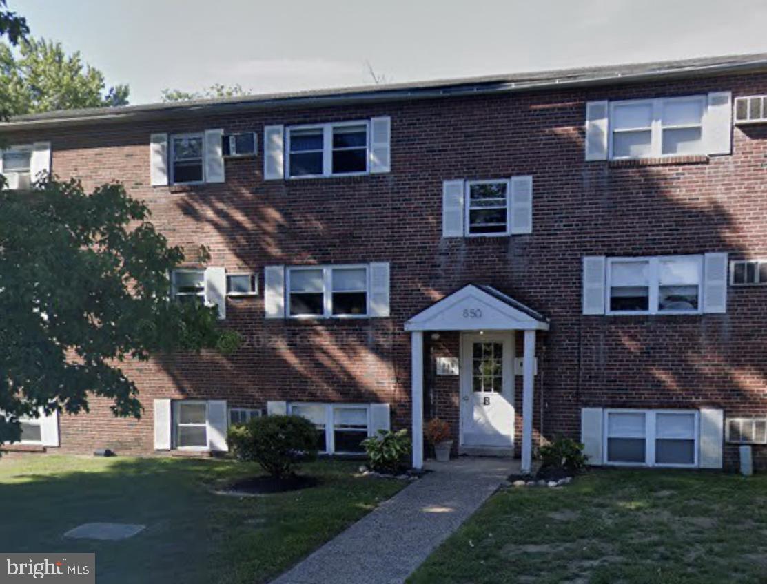 This is a small APARTMENT COMPLEX of 36 units. Can be short term rental for $1,000 per month. No deposit. 1 month moves you in. Next to train. For 1-beds $900 & electric utility transfer required for move-in. NO SMOKING NO E-SMOKING DEVICES. All units have electric range, refrigerator, bathroom vanity, air conditioning unit, ceiling fan, and garbage disposal. Tenant is responsible for electricity. Trash collection, heat, h/c water, sewer included. Coin-operated laundry facility in building and free off-street parking. 1-year lease. Next to CORNWELLS HEIGHTS SEPTA and Amtrak Train Station. Other features: responsive on-site maintenance, Living room: 12 x 15, Dining area: 8 x 8, Kitchen: 10 x 10, Bathroom: 5 x 7, Bedroom: 12 x 15. NO DOGS; NO EXCEPTIONS. Cats okay. $35 (non-refundable) application fee. MINIMUM FICO score: 650. $55 move-in fee, Please inquire through the site you are seeing this on and the property manager will respond directly to you. Calls or emails returned from property manager. SMOKE-FREE COMMUNITY