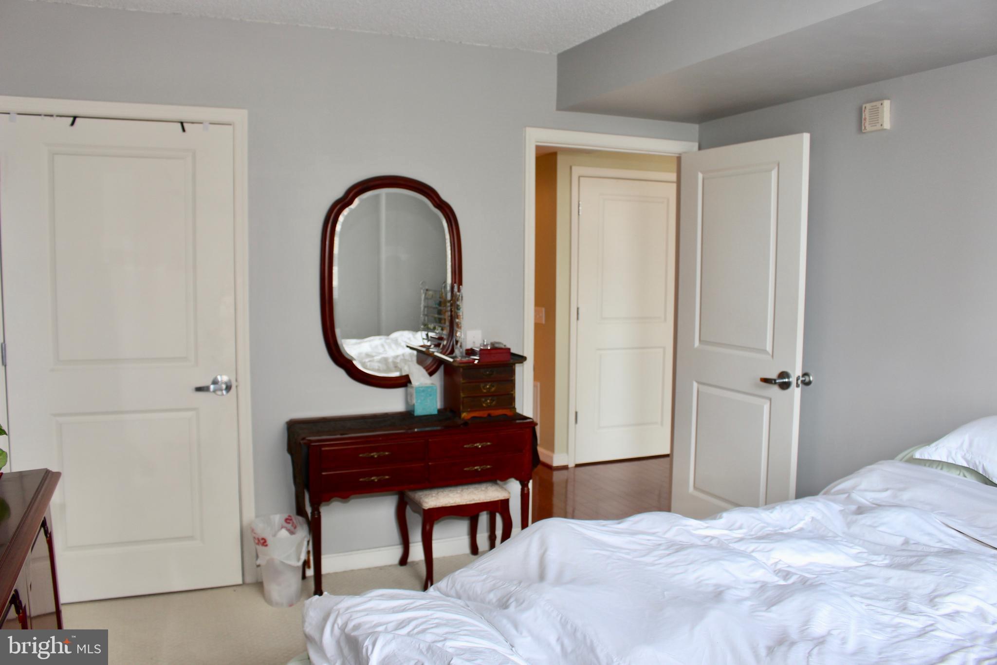 ARLINGTON - Residential Lease