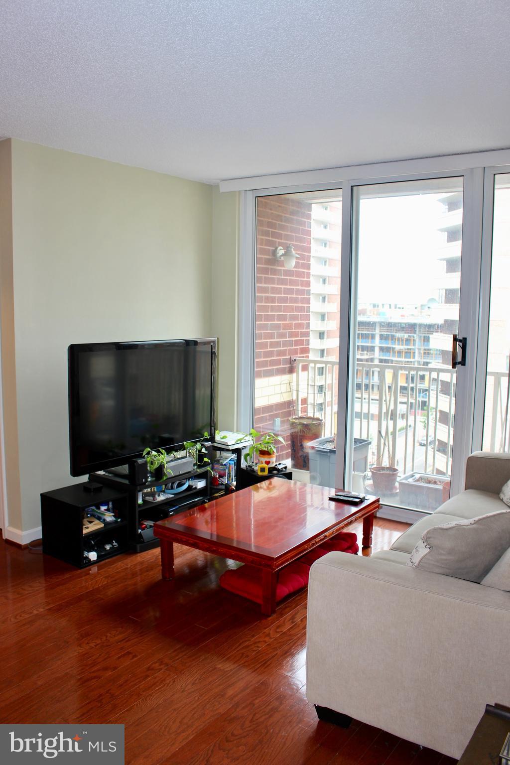 ARLINGTON - Residential Lease