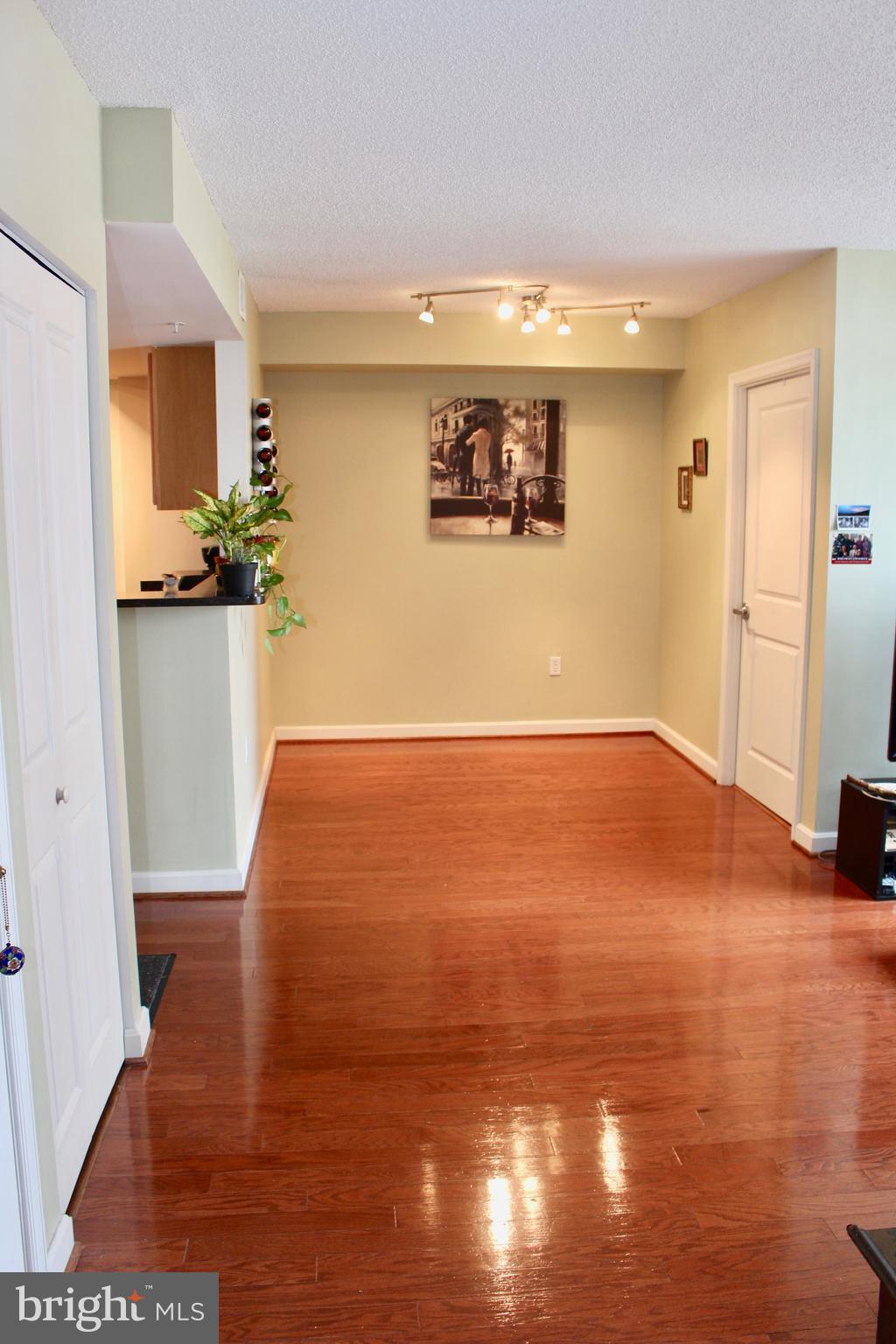 ARLINGTON - Residential Lease