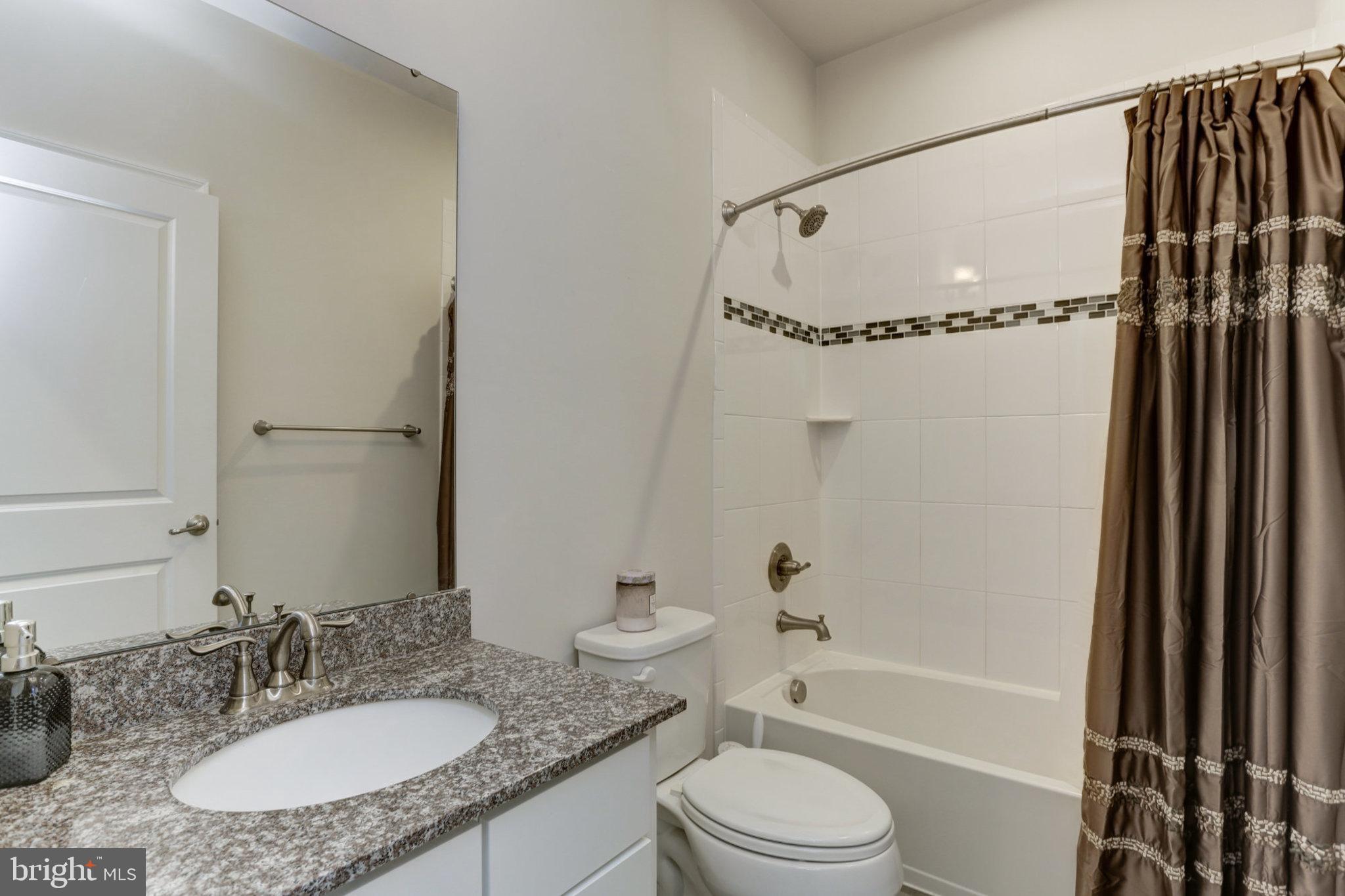 O'DONNELL SQUARE - Residential