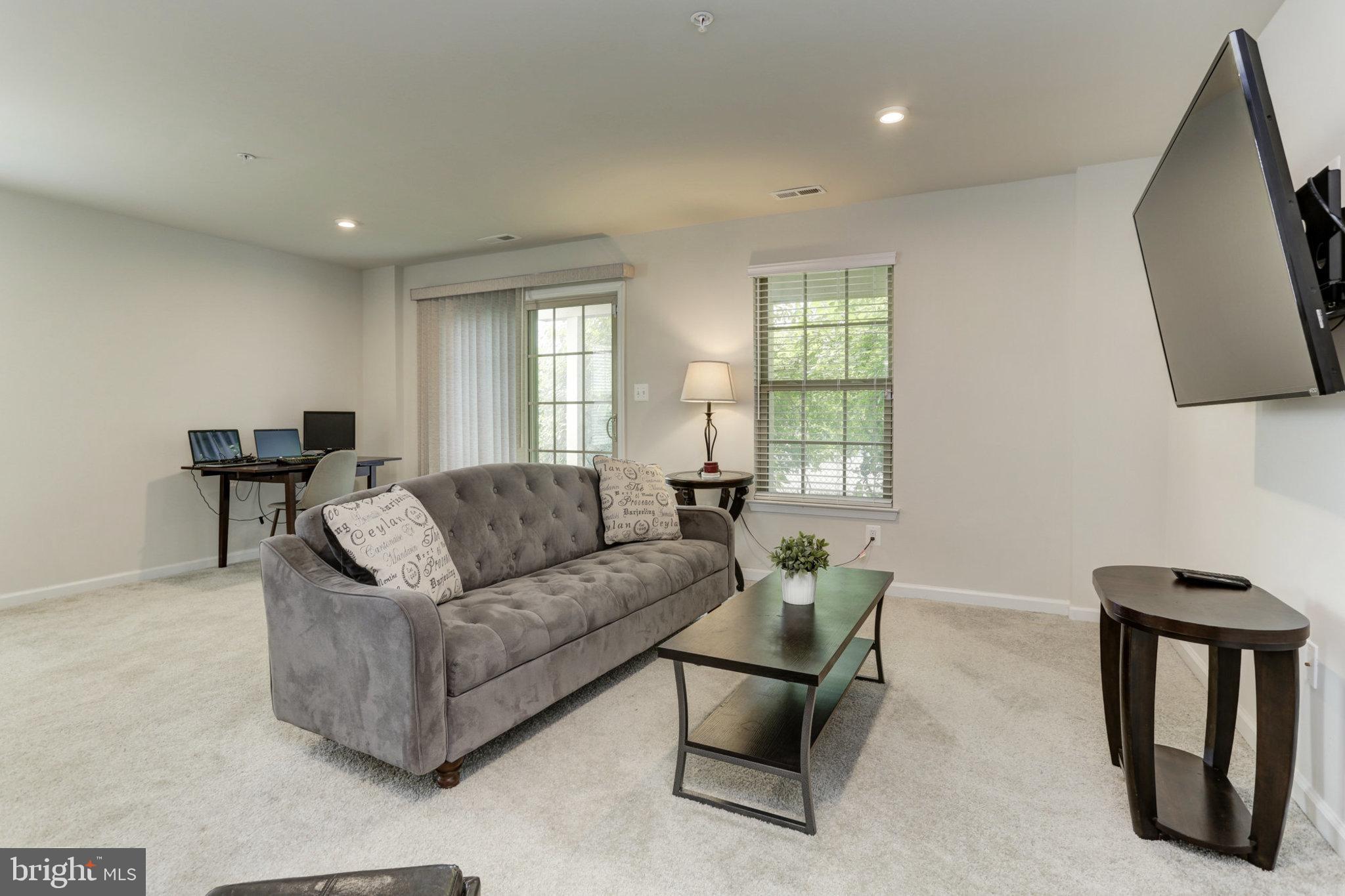 O'DONNELL SQUARE - Residential