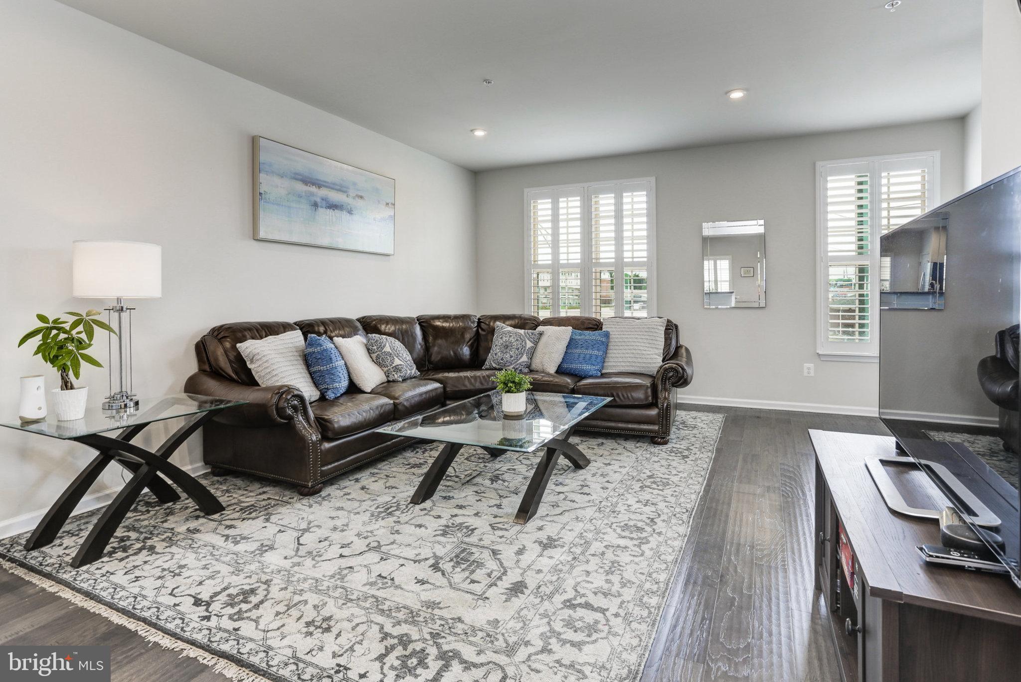 O'DONNELL SQUARE - Residential