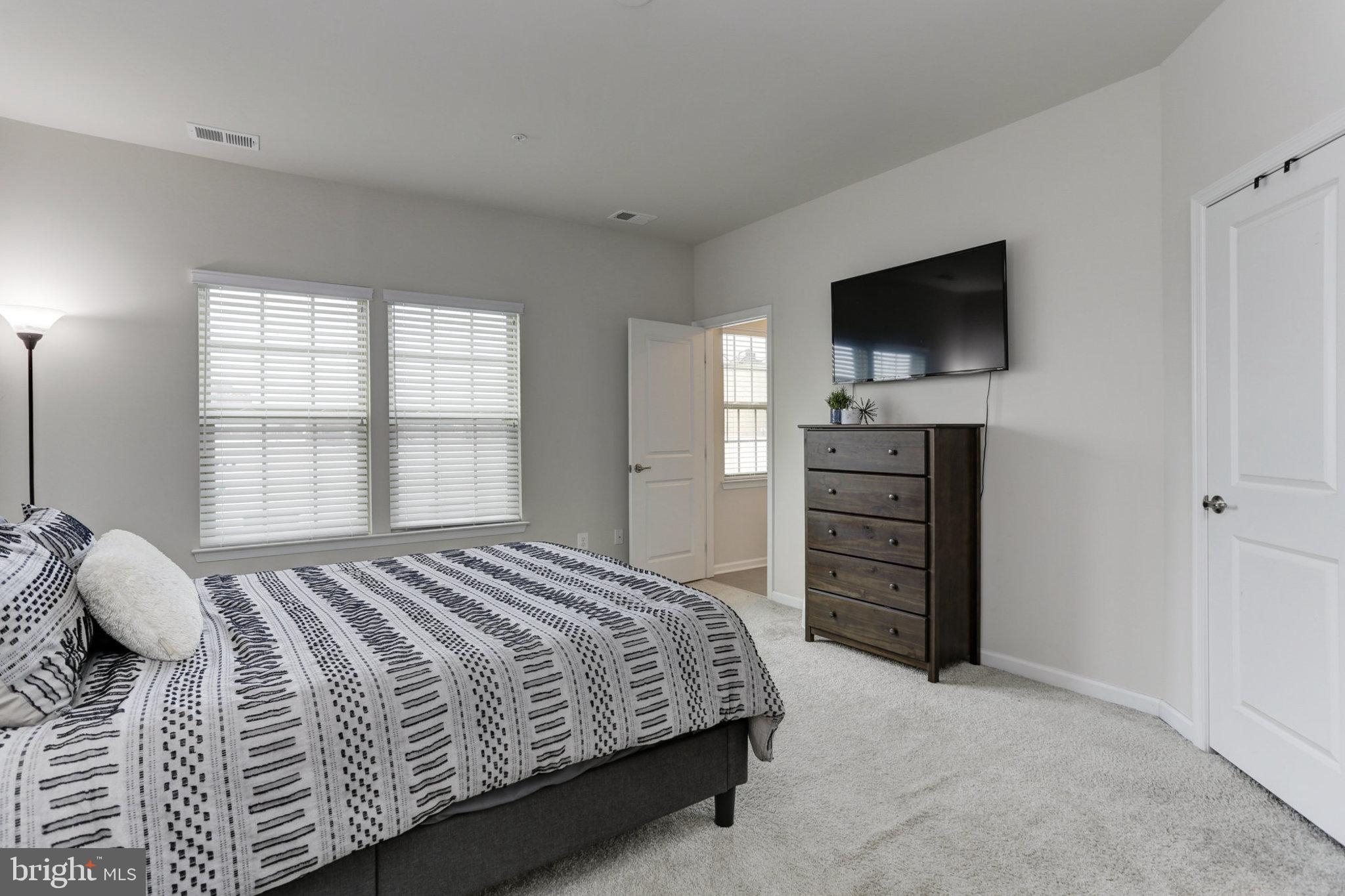 O'DONNELL SQUARE - Residential