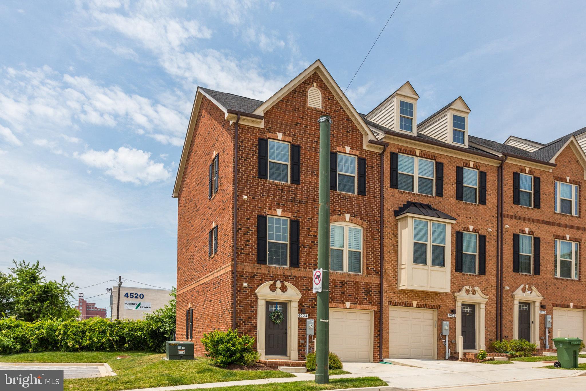 O'DONNELL SQUARE - Residential