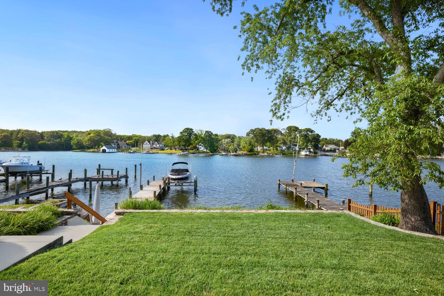8126 FOREST GLEN DRIVE
