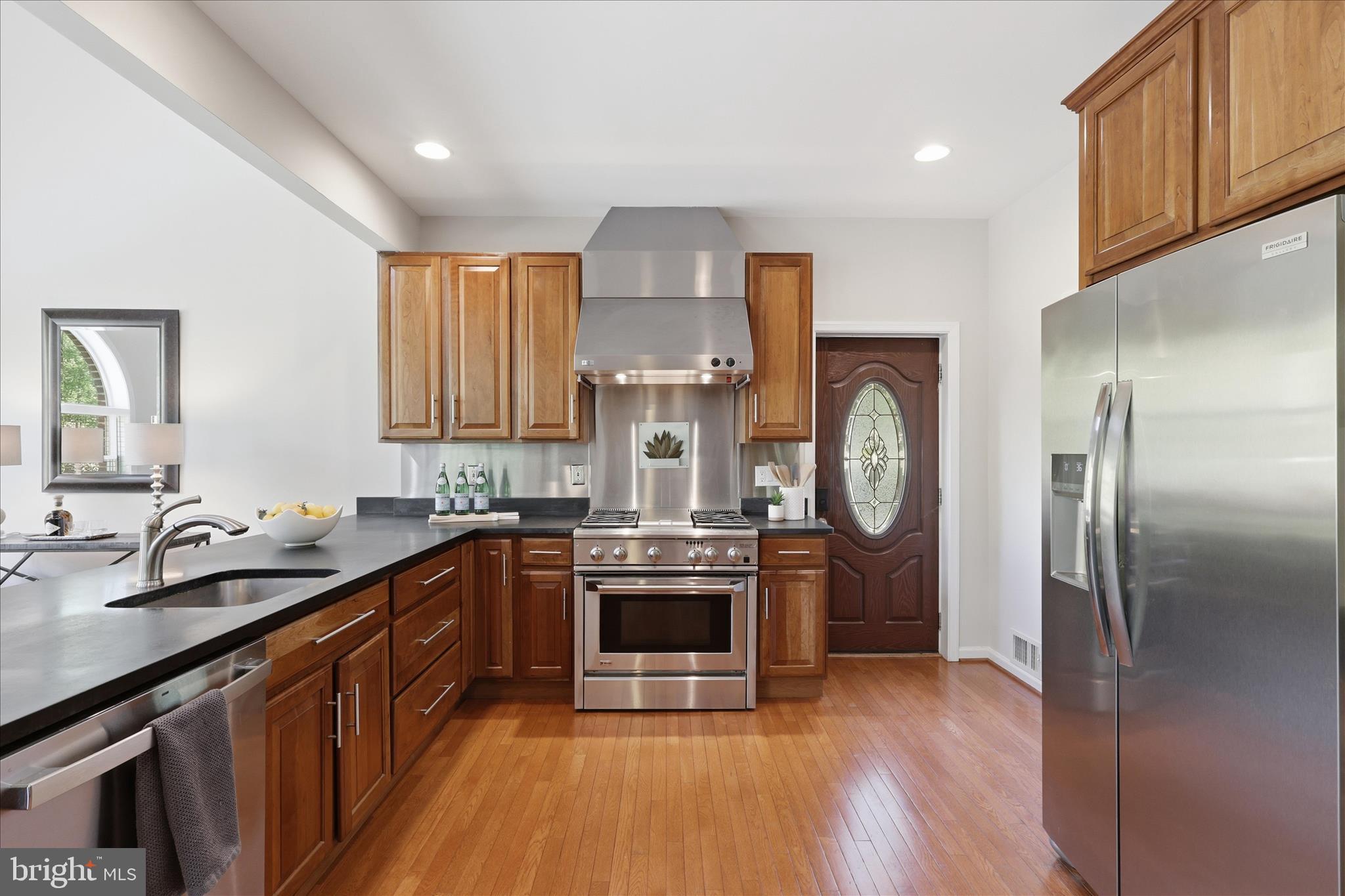 FAIRWOOD ACRES - Residential
