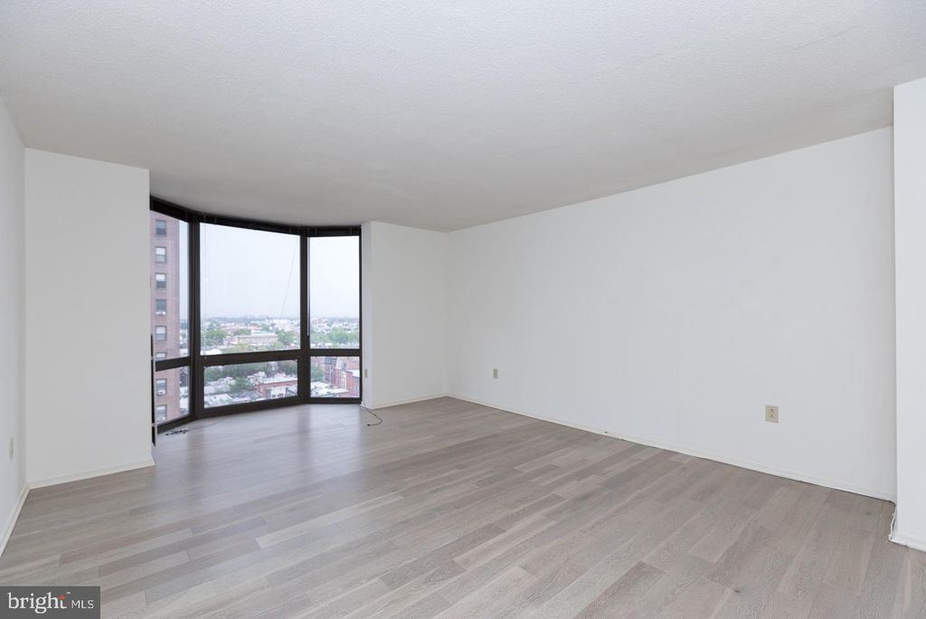 Photo of 2020 Walnut Street #14M, PHILADELPHIA, PA 19103 (MLS # PAPH2584084)