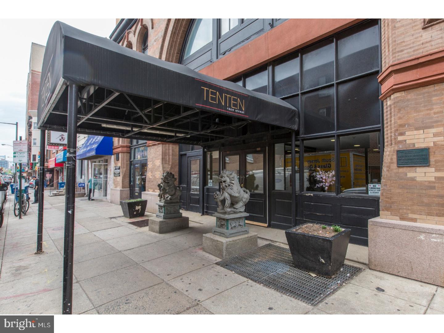 CHINATOWN - Residential Lease