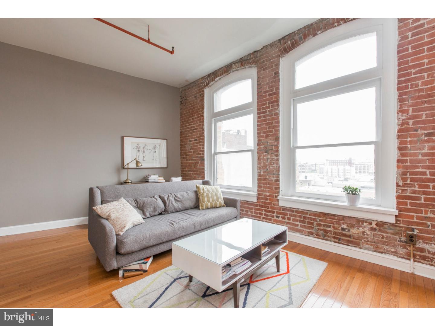 CHINATOWN - Residential Lease