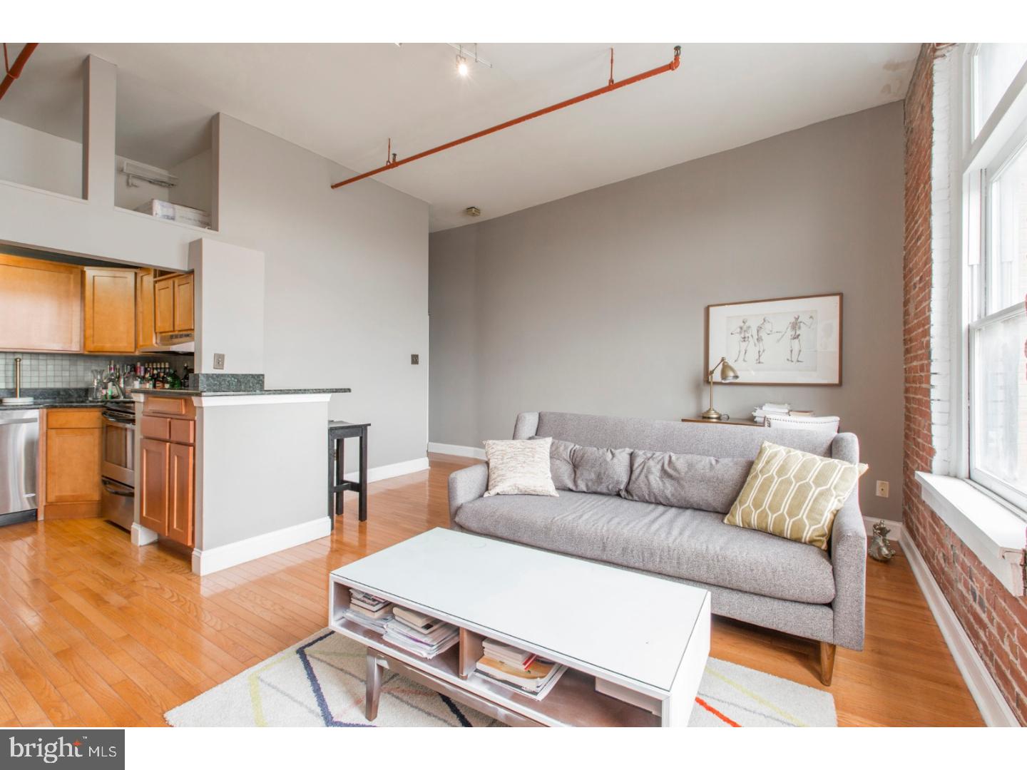 CHINATOWN - Residential Lease