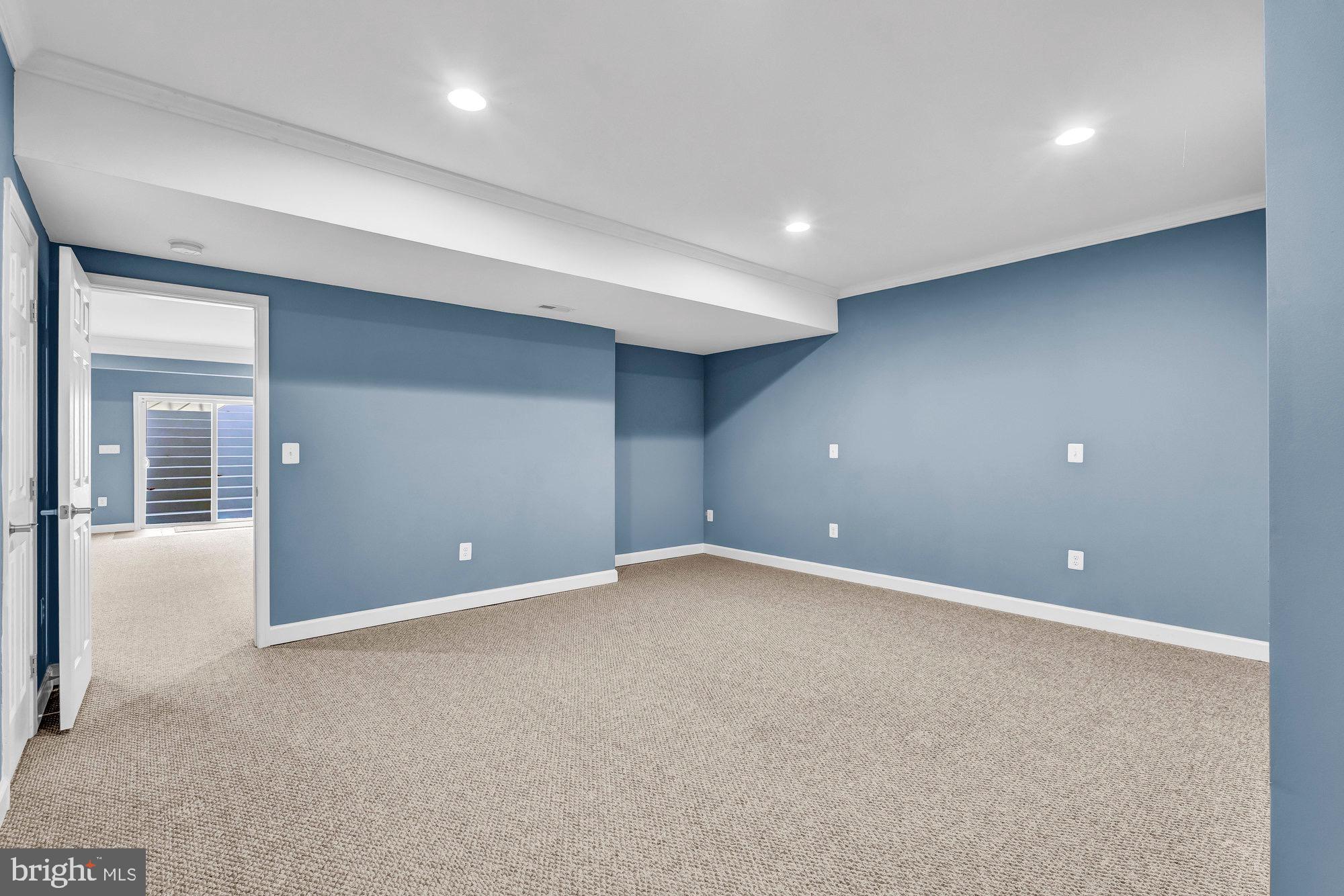 DOMINION VALLEY HUNT - Residential