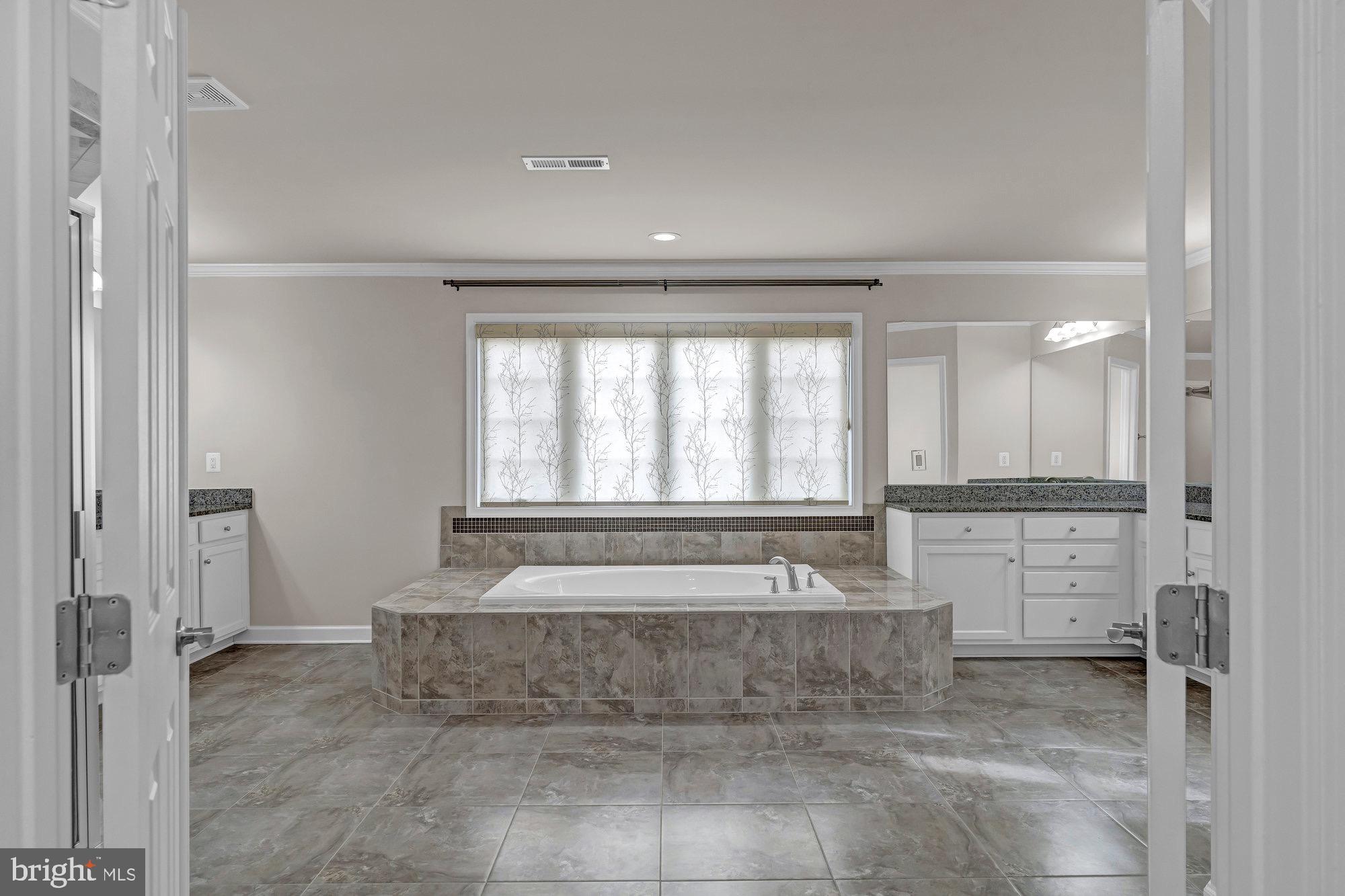 DOMINION VALLEY HUNT - Residential