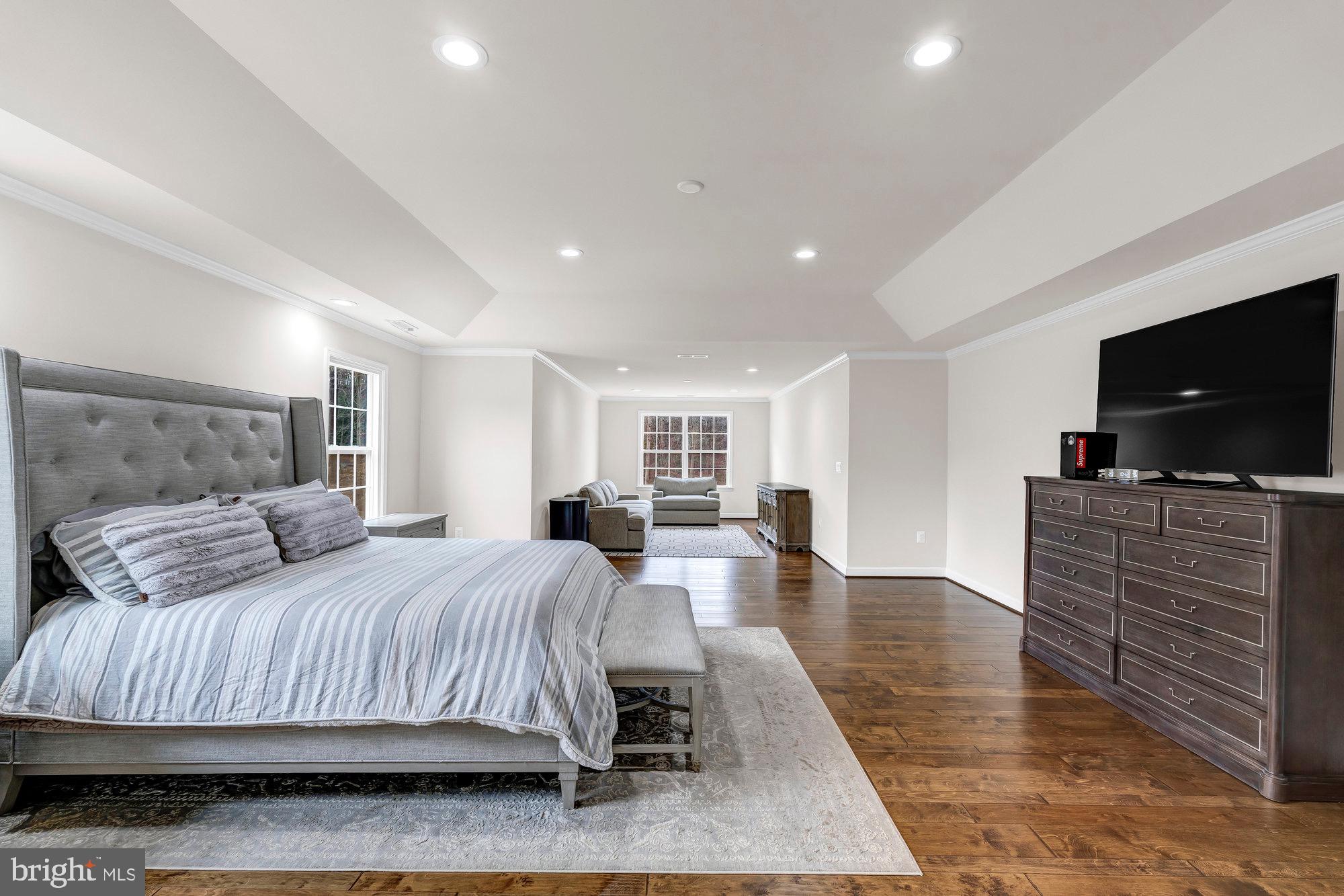 DOMINION VALLEY HUNT - Residential