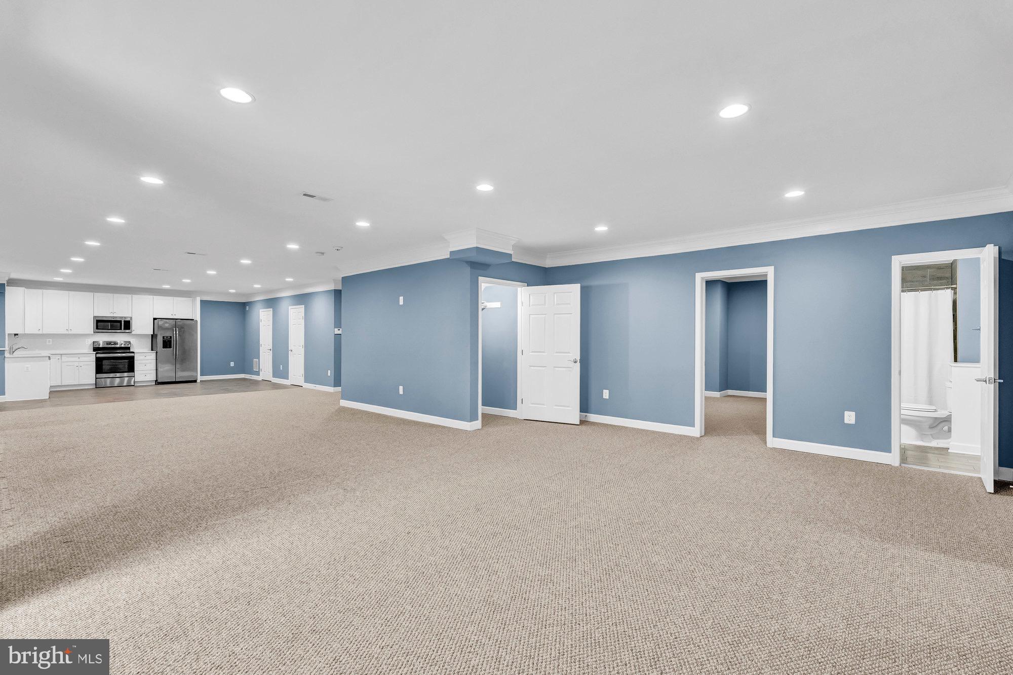 DOMINION VALLEY HUNT - Residential