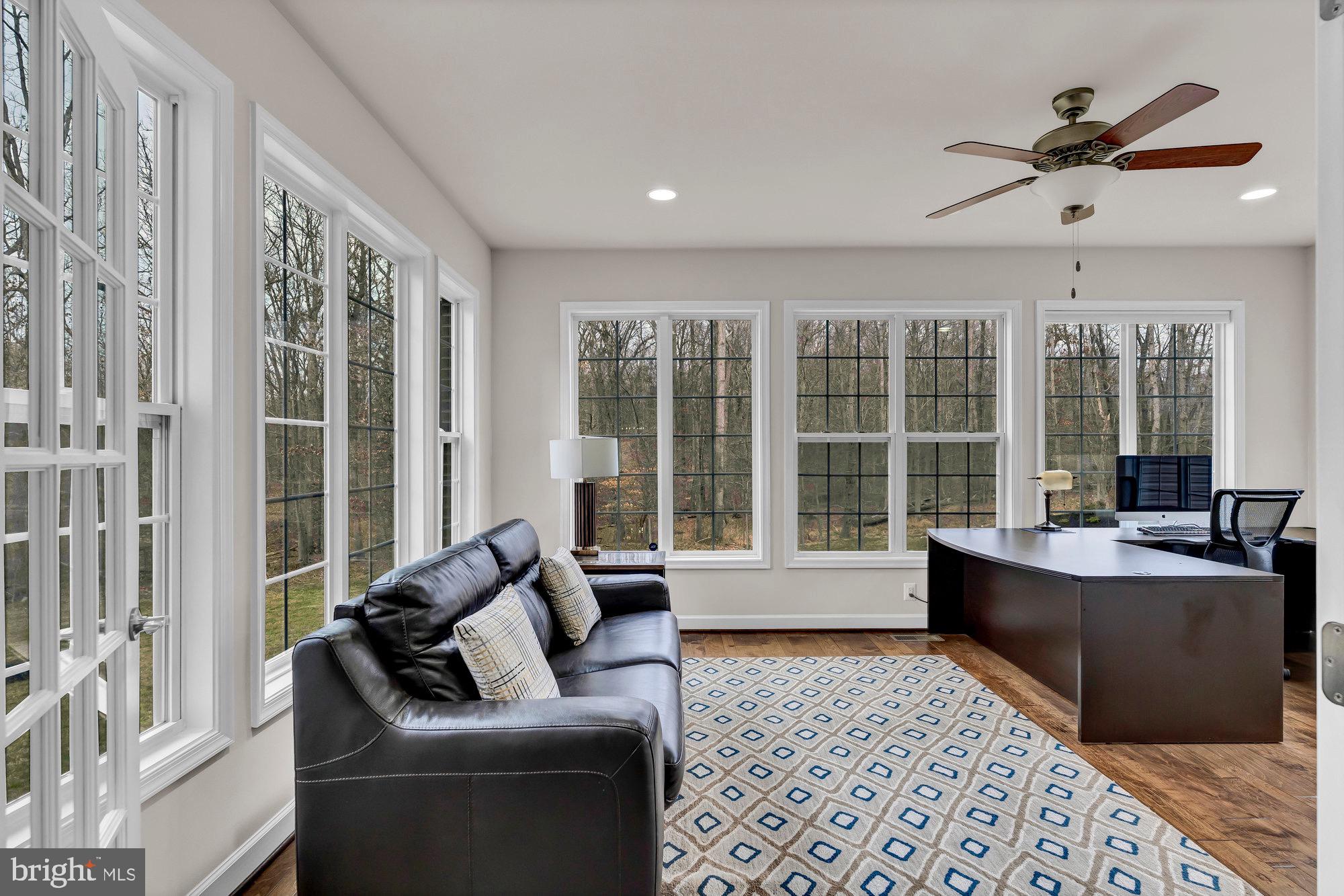 DOMINION VALLEY HUNT - Residential