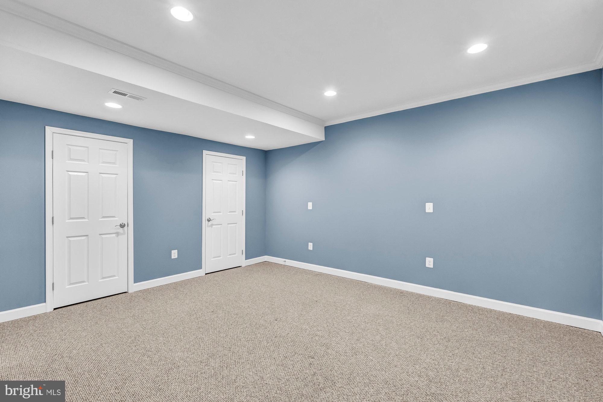 DOMINION VALLEY HUNT - Residential