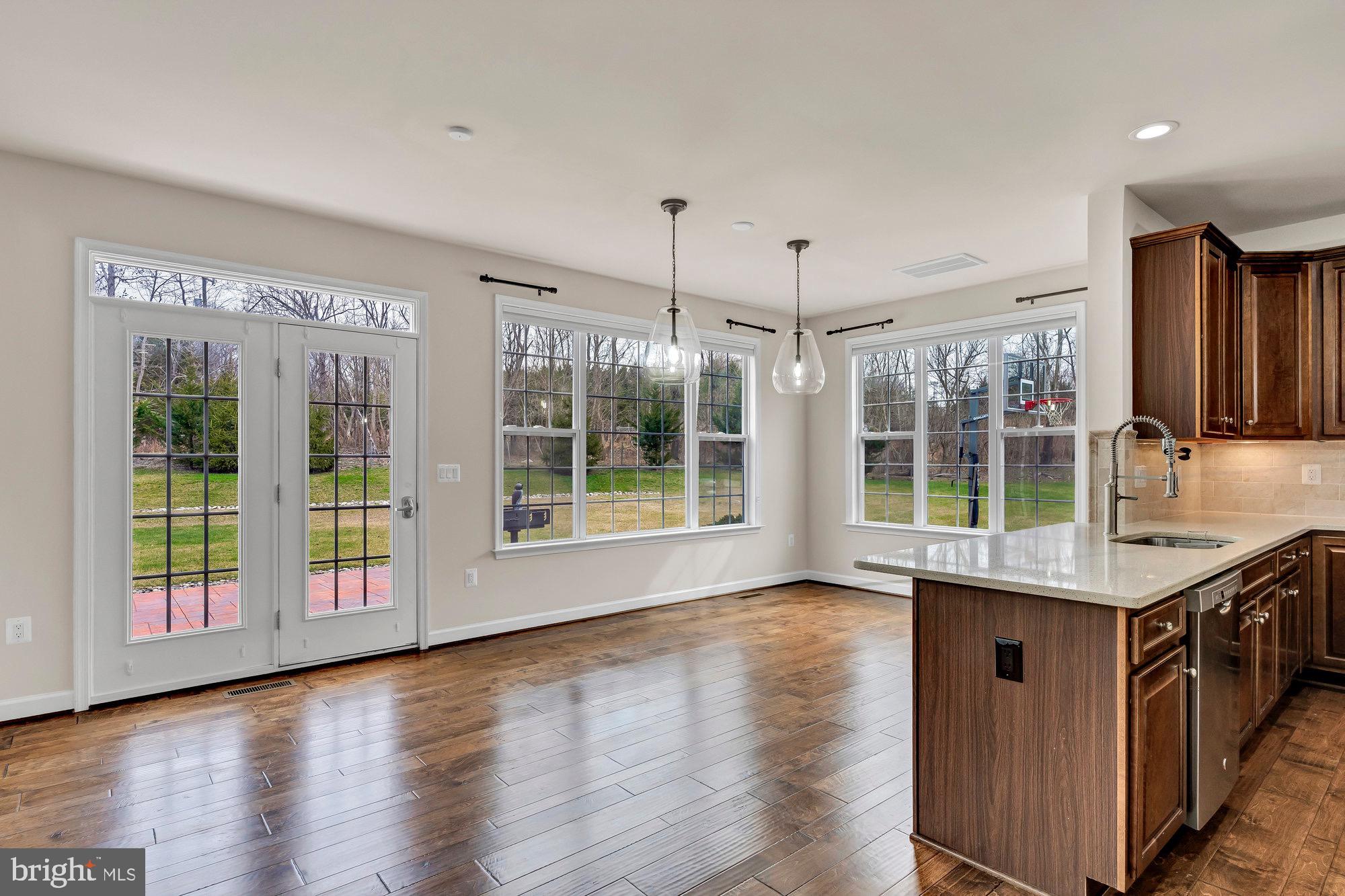 DOMINION VALLEY HUNT - Residential